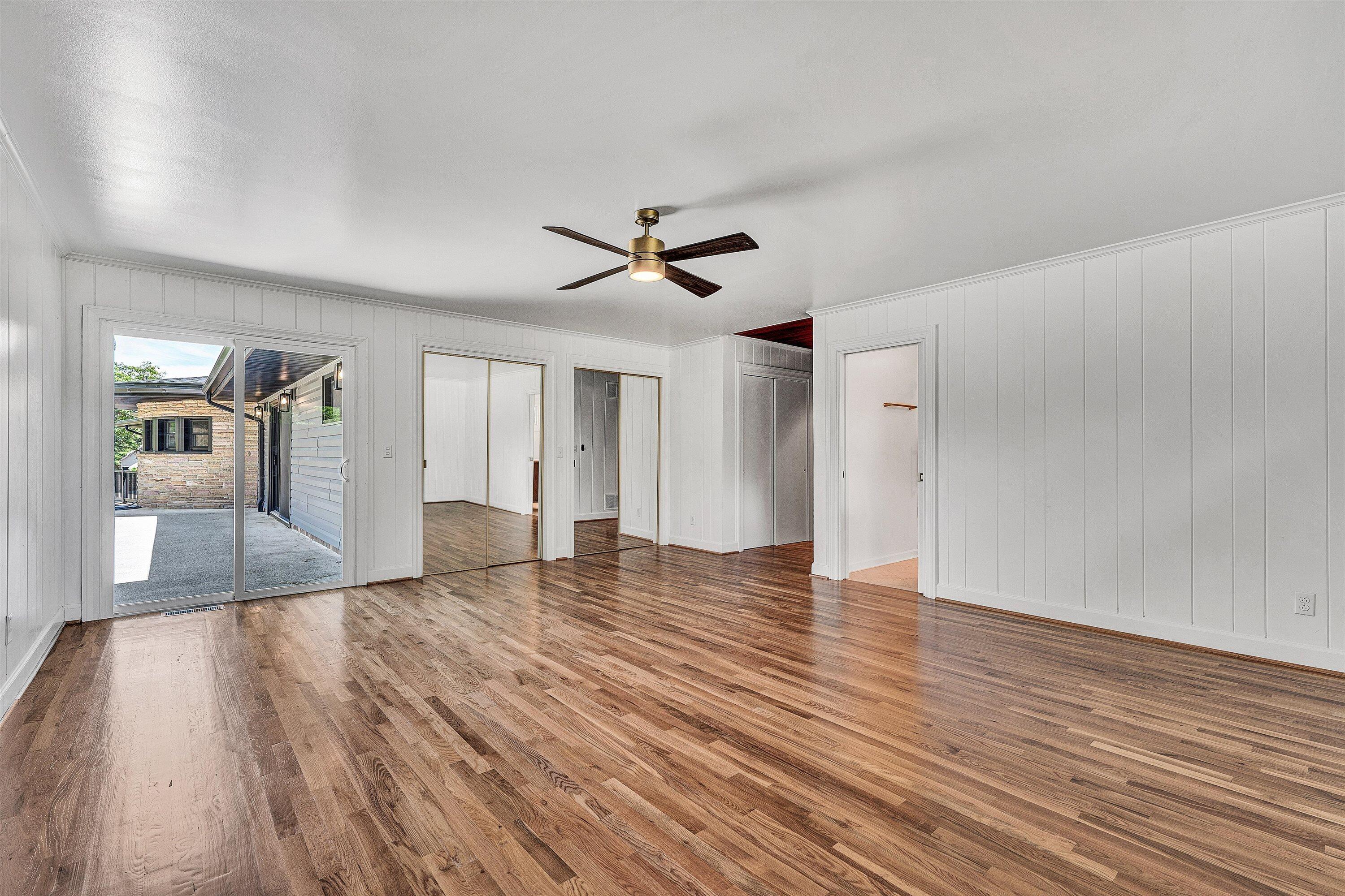 1223 Roanoke BLVD
