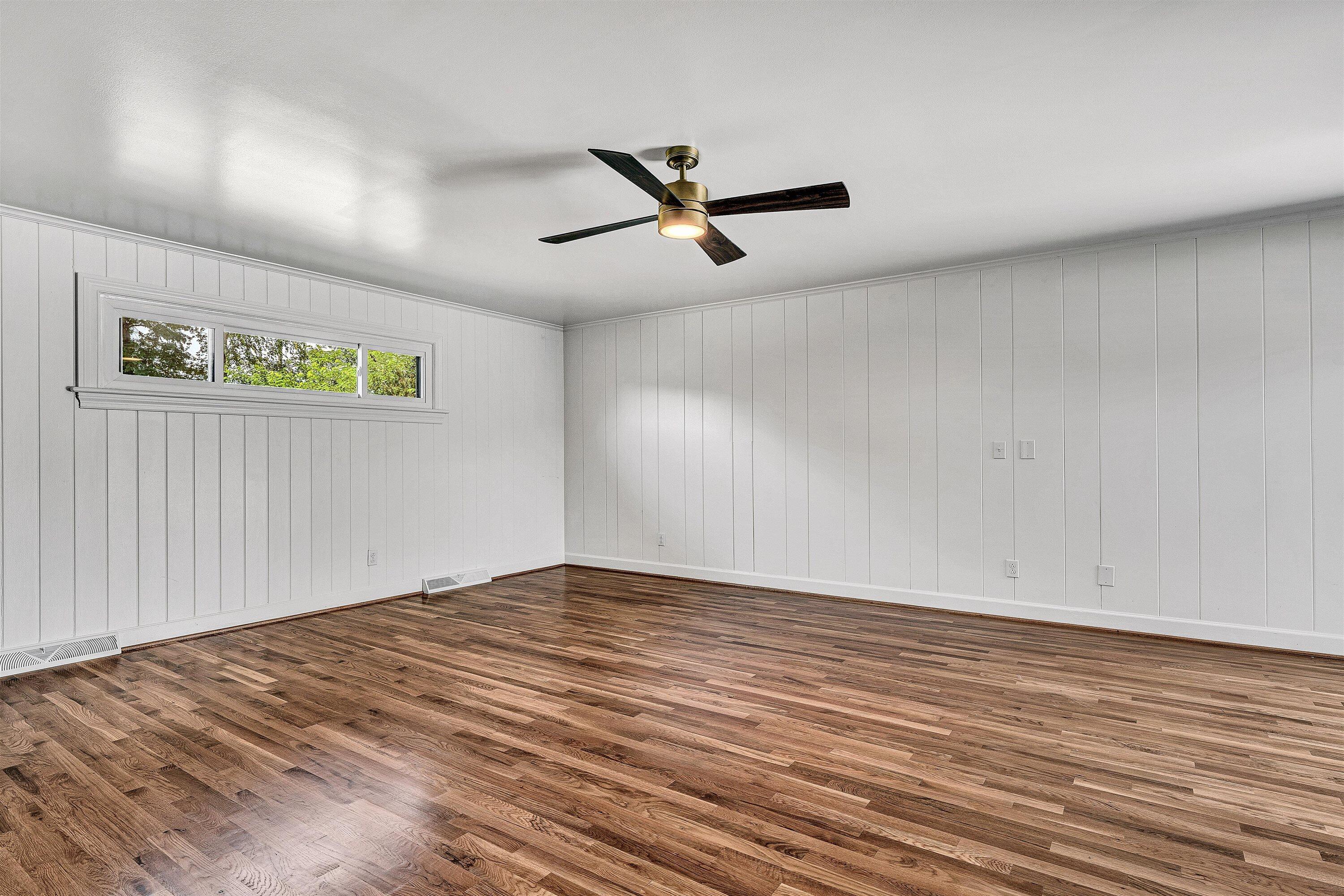 1223 Roanoke BLVD