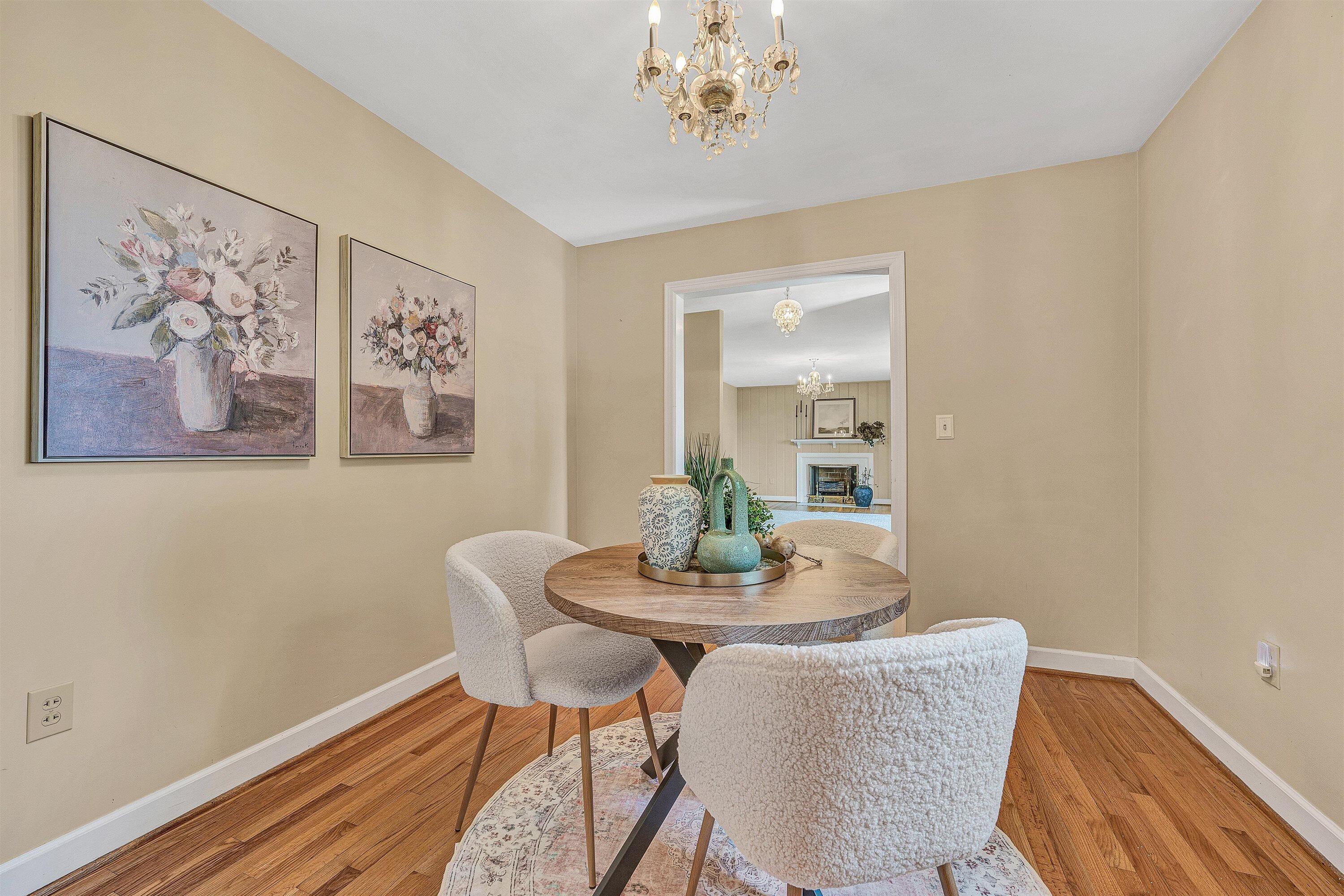 423 Highfield RD