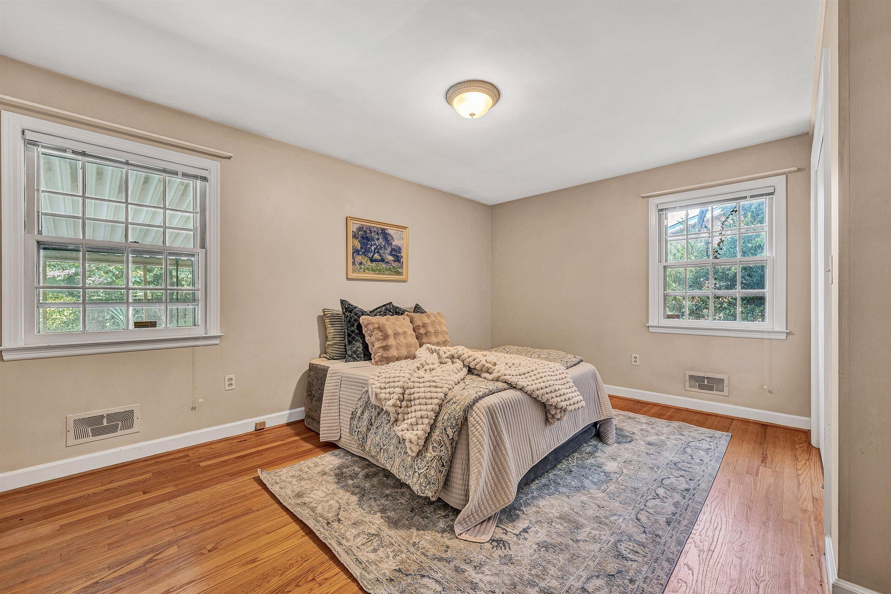 423 Highfield RD