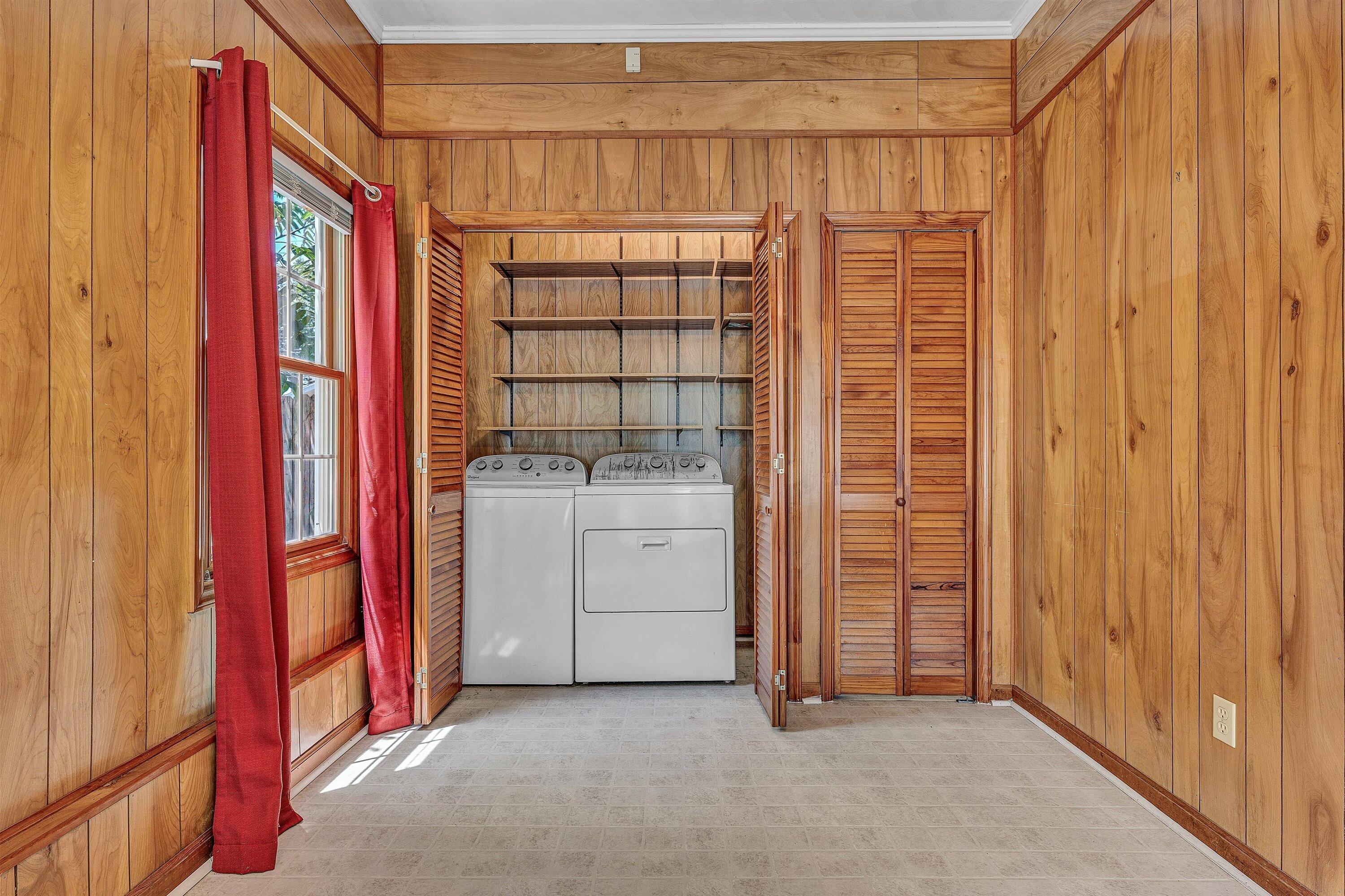 423 Highfield RD