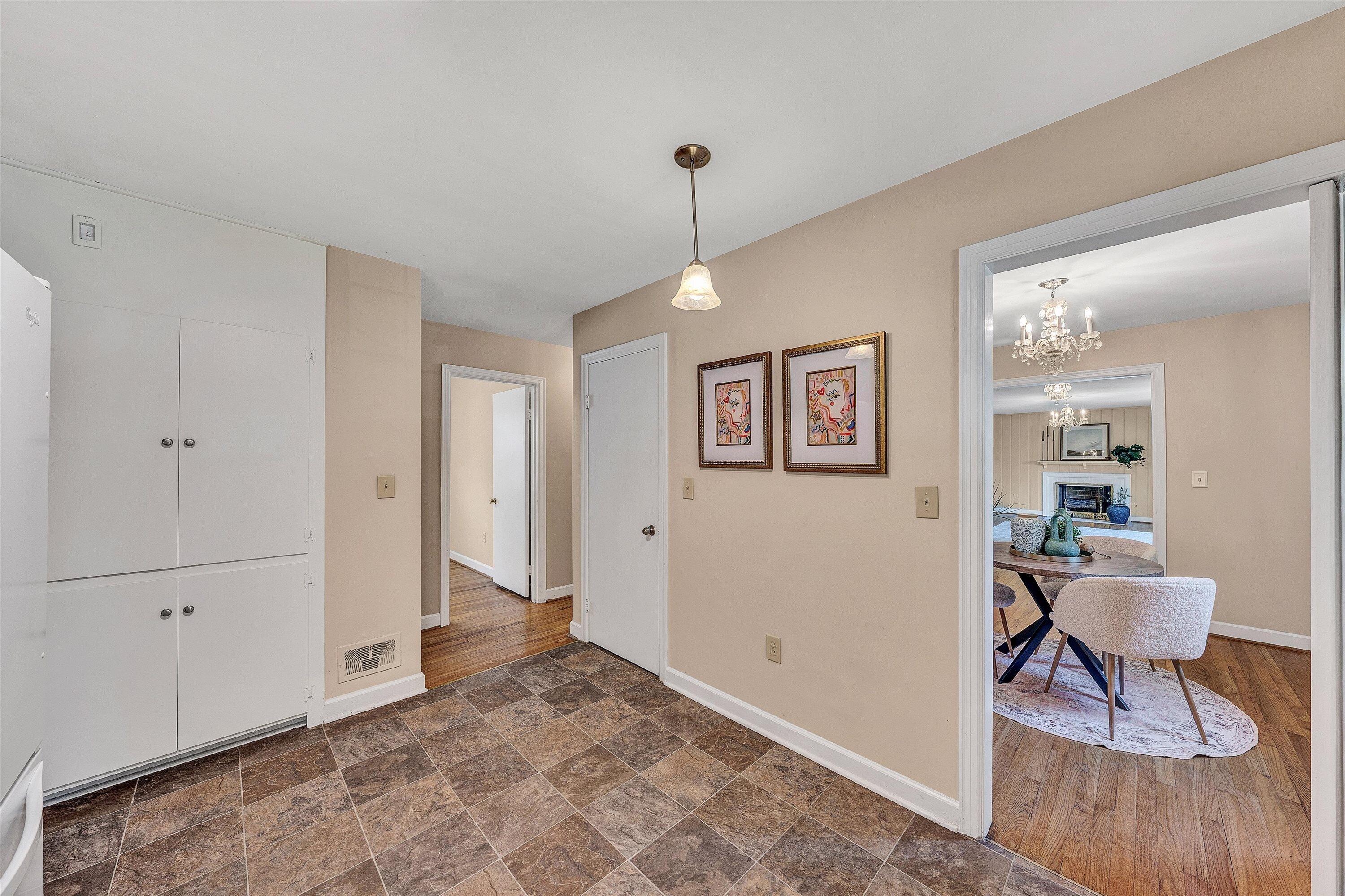 423 Highfield RD