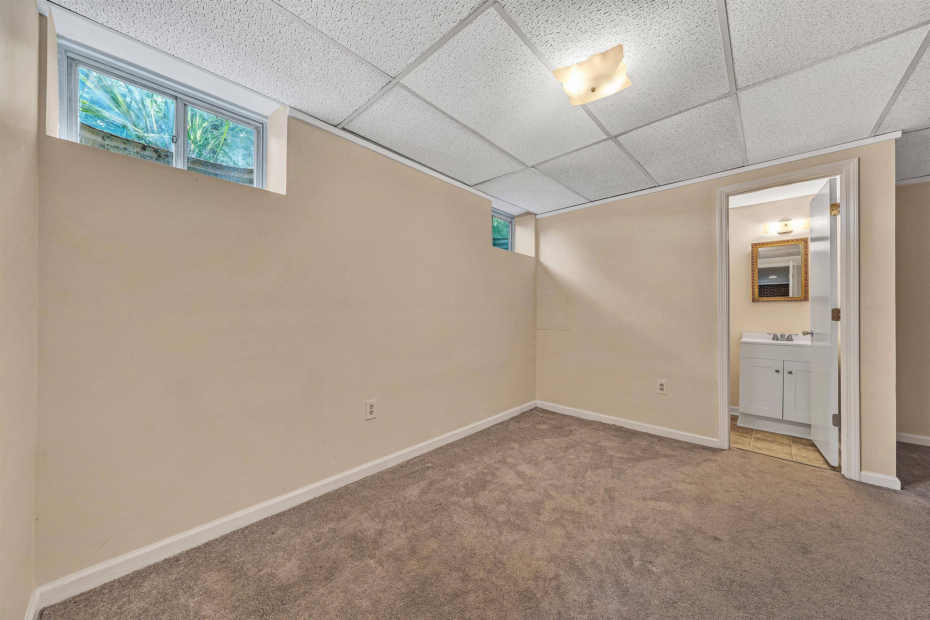 423 Highfield RD