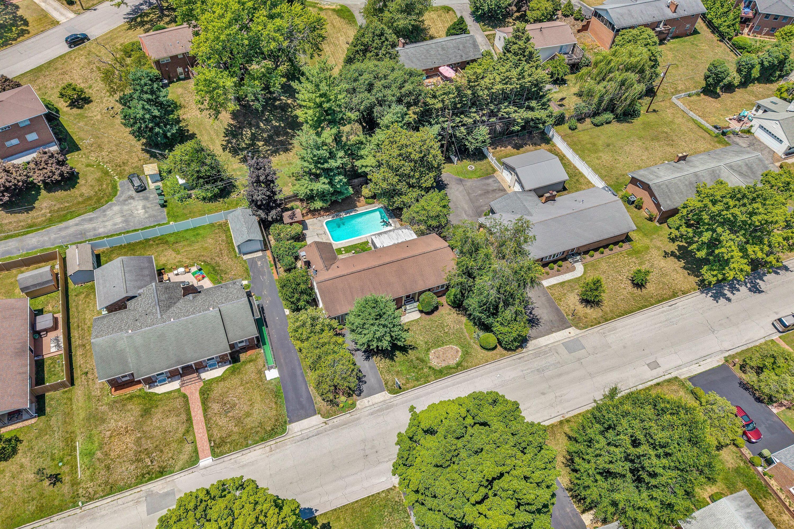 423 Highfield RD