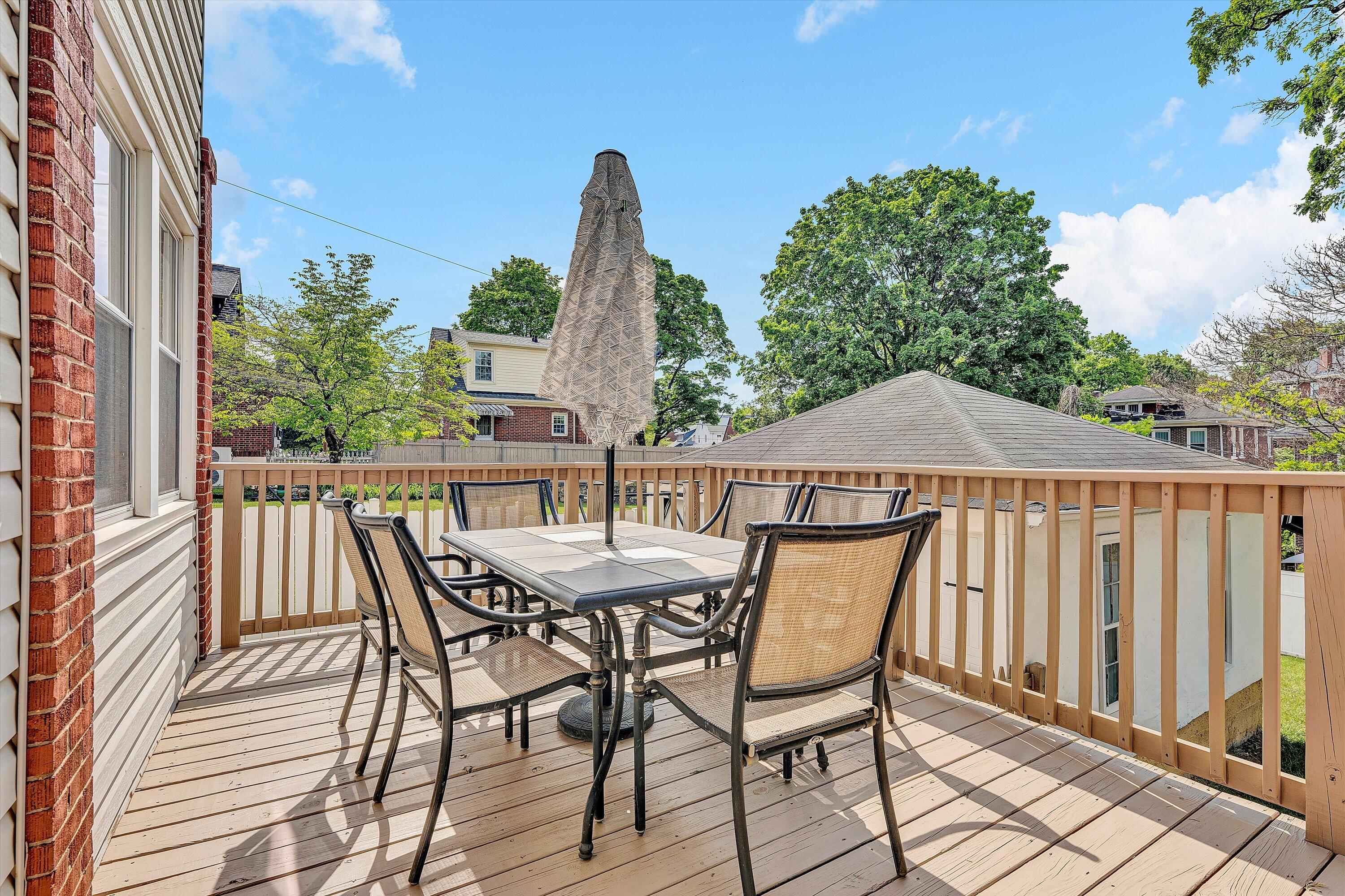 1912 Bluemont AVE SW