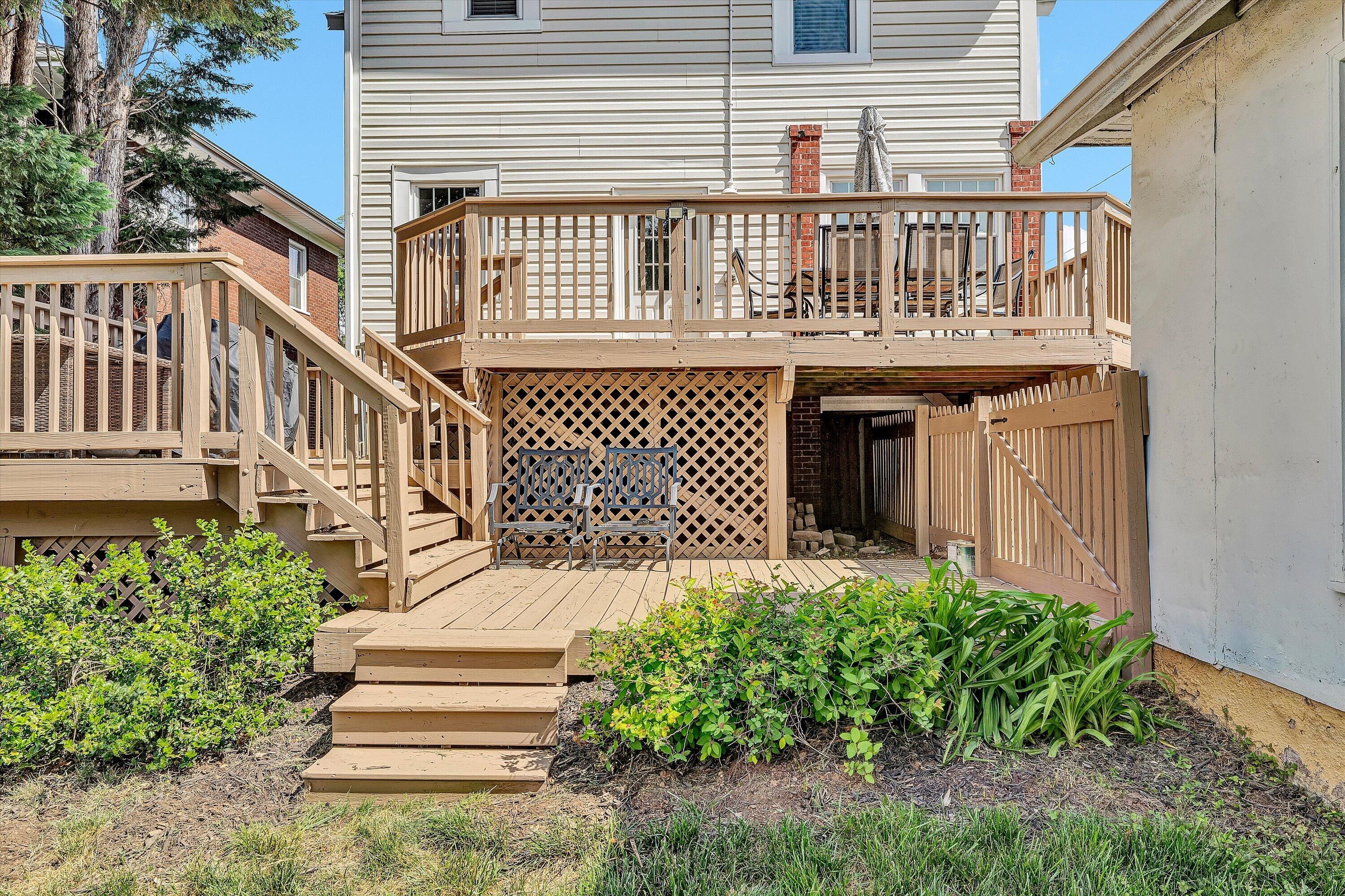 1912 Bluemont AVE SW