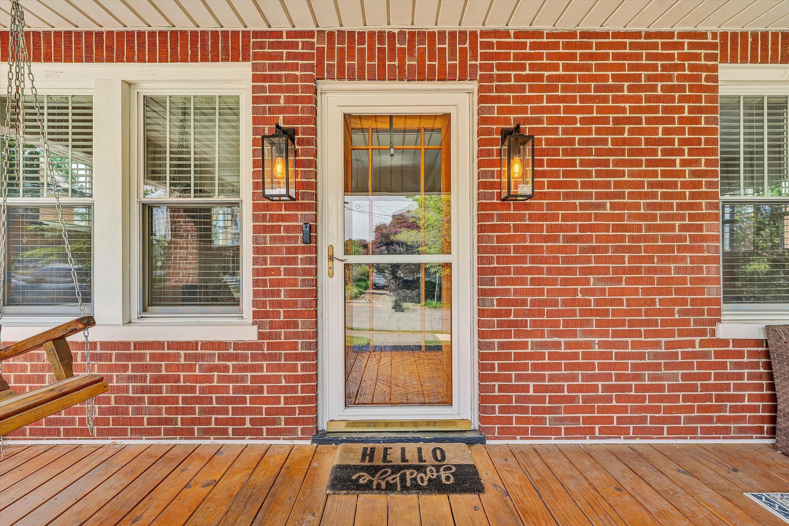 1912 Bluemont AVE SW