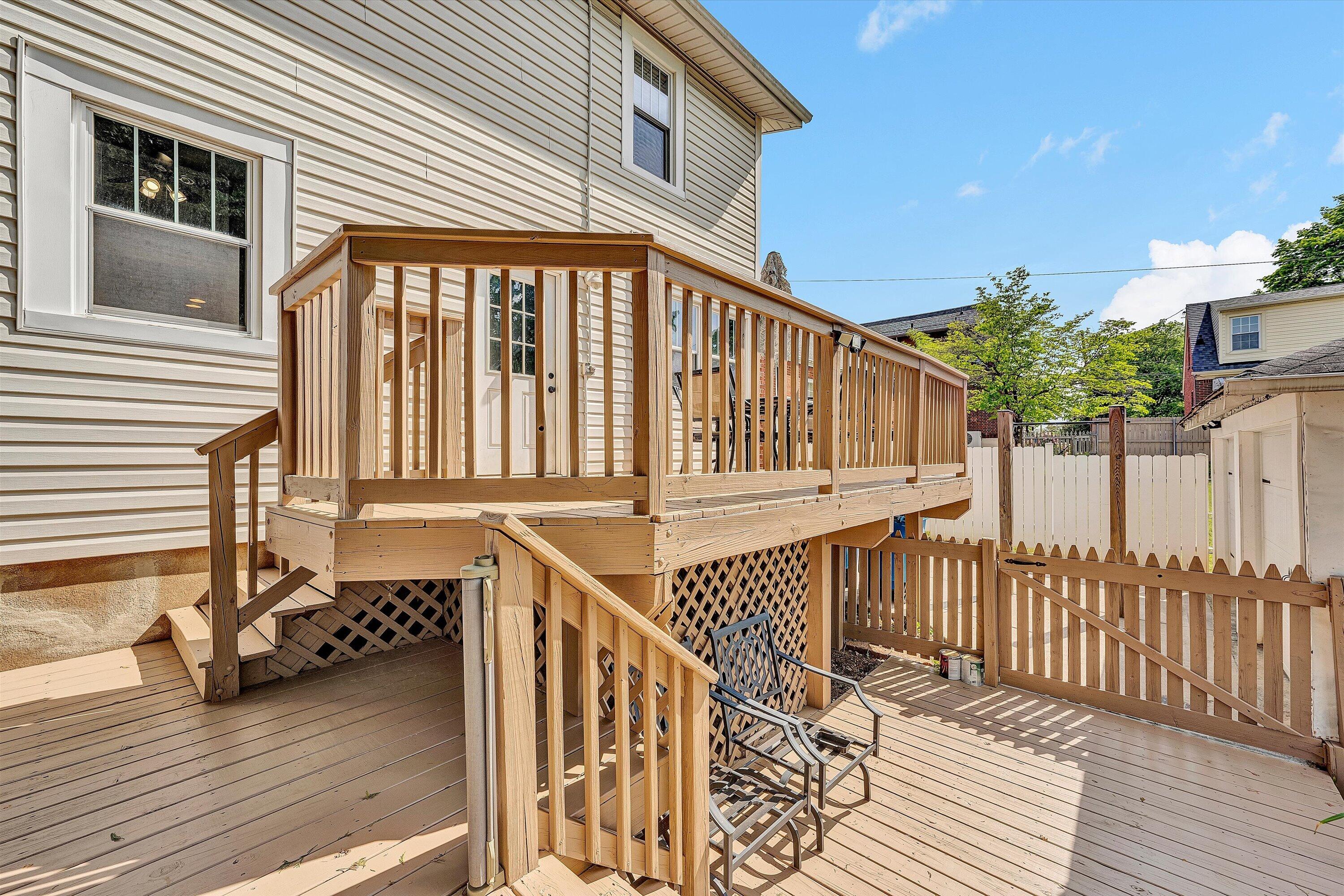 1912 Bluemont AVE SW