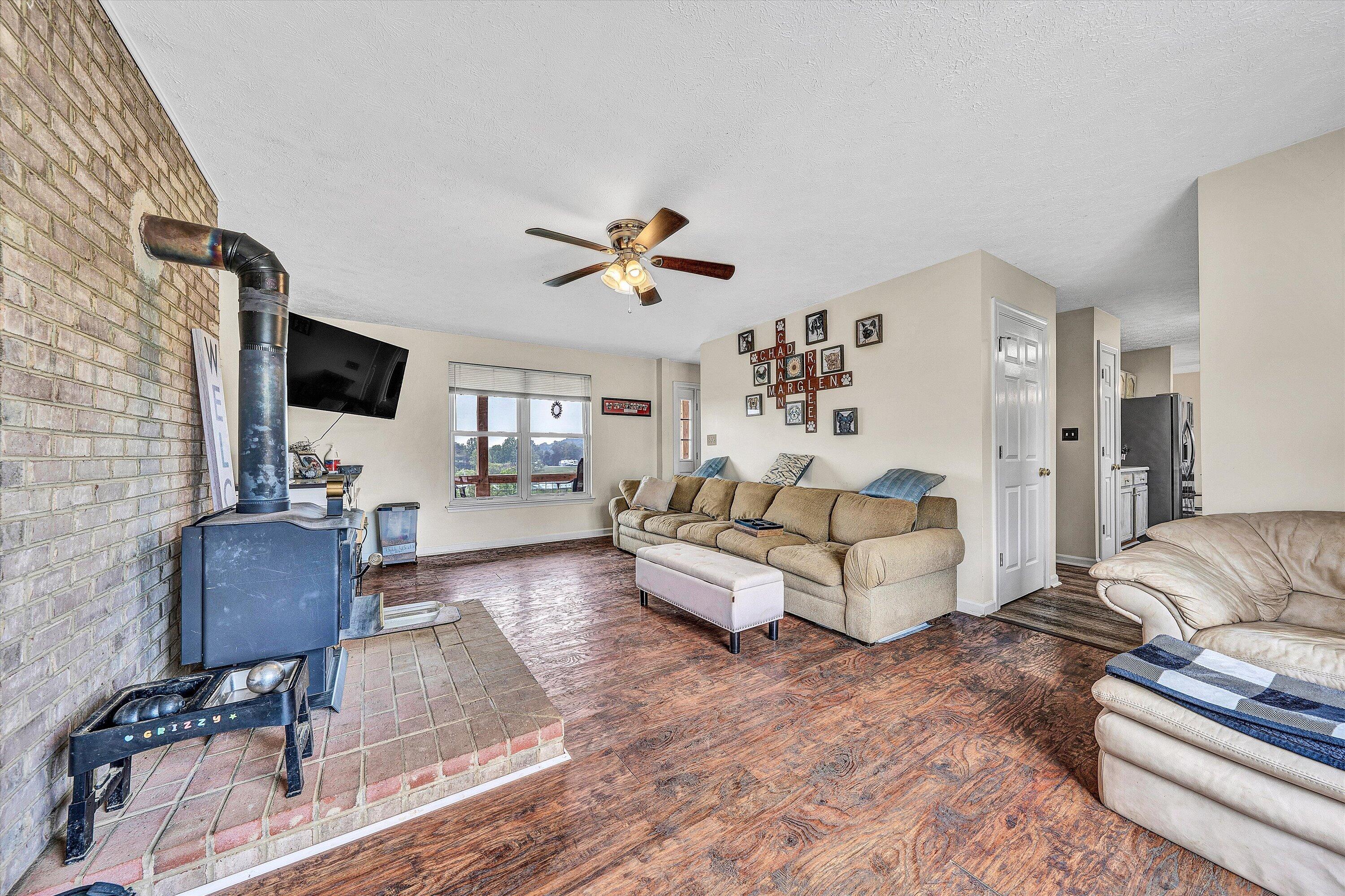 3626 Old Fincastle RD