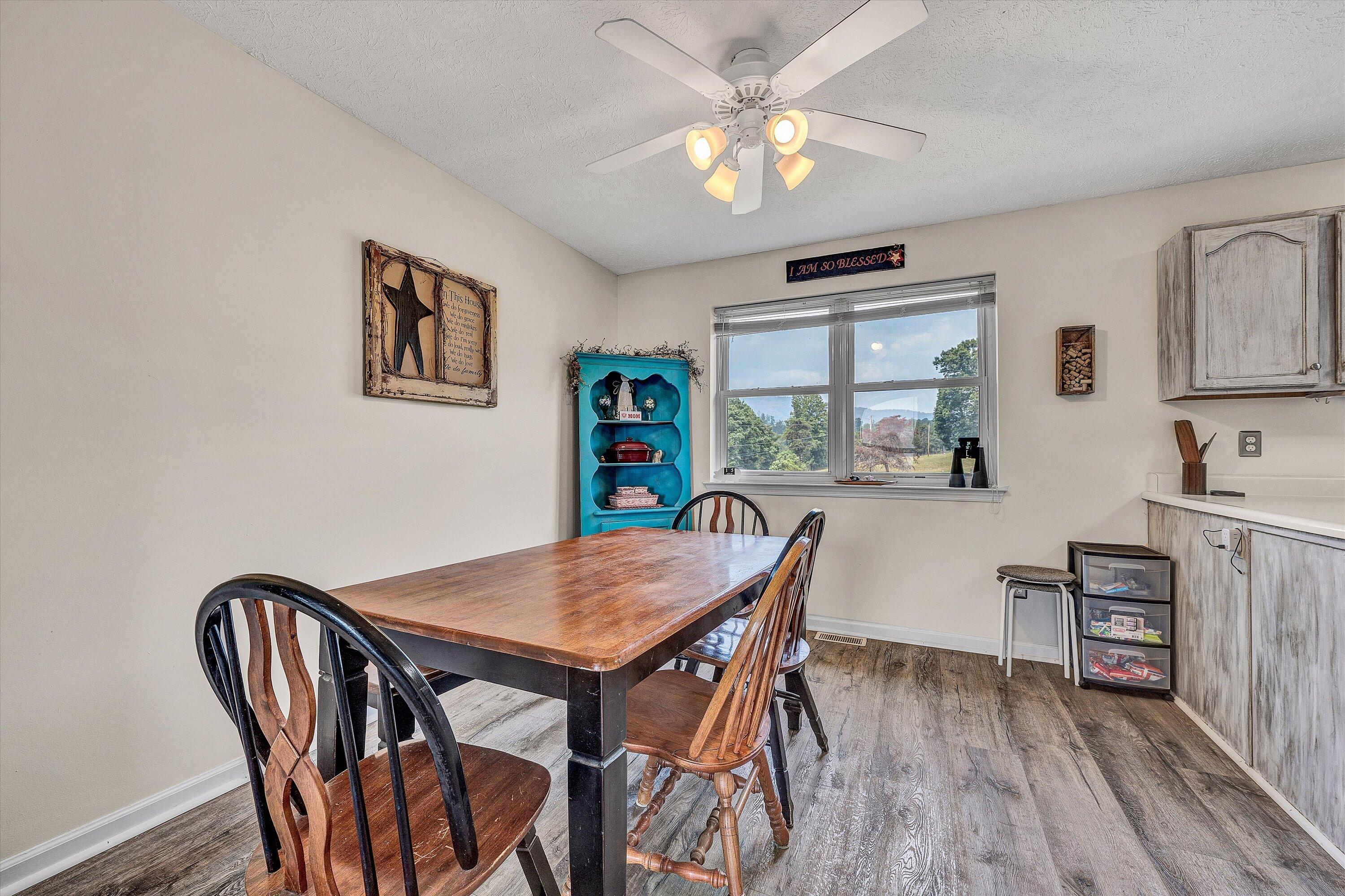 3626 Old Fincastle RD