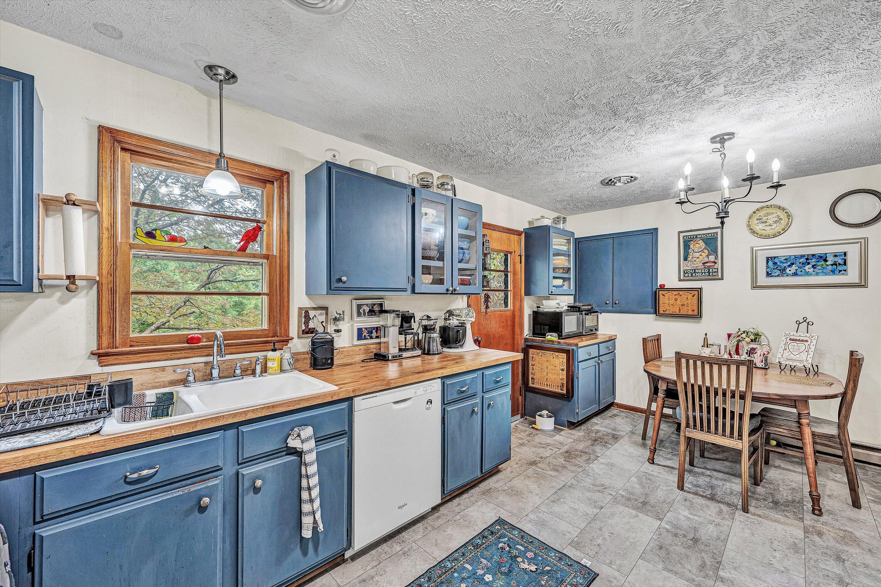 2671 Beulah LN