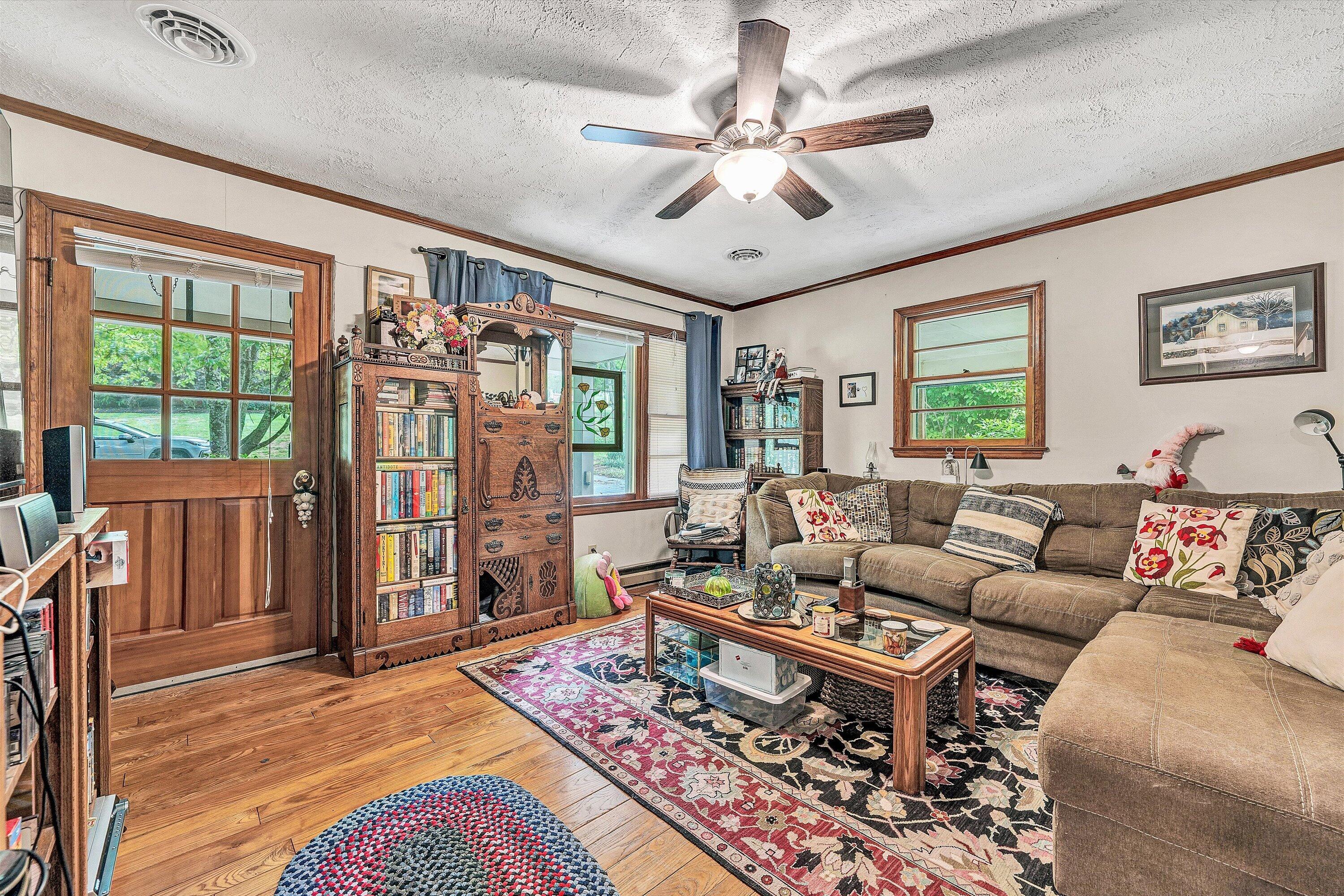 2671 Beulah LN