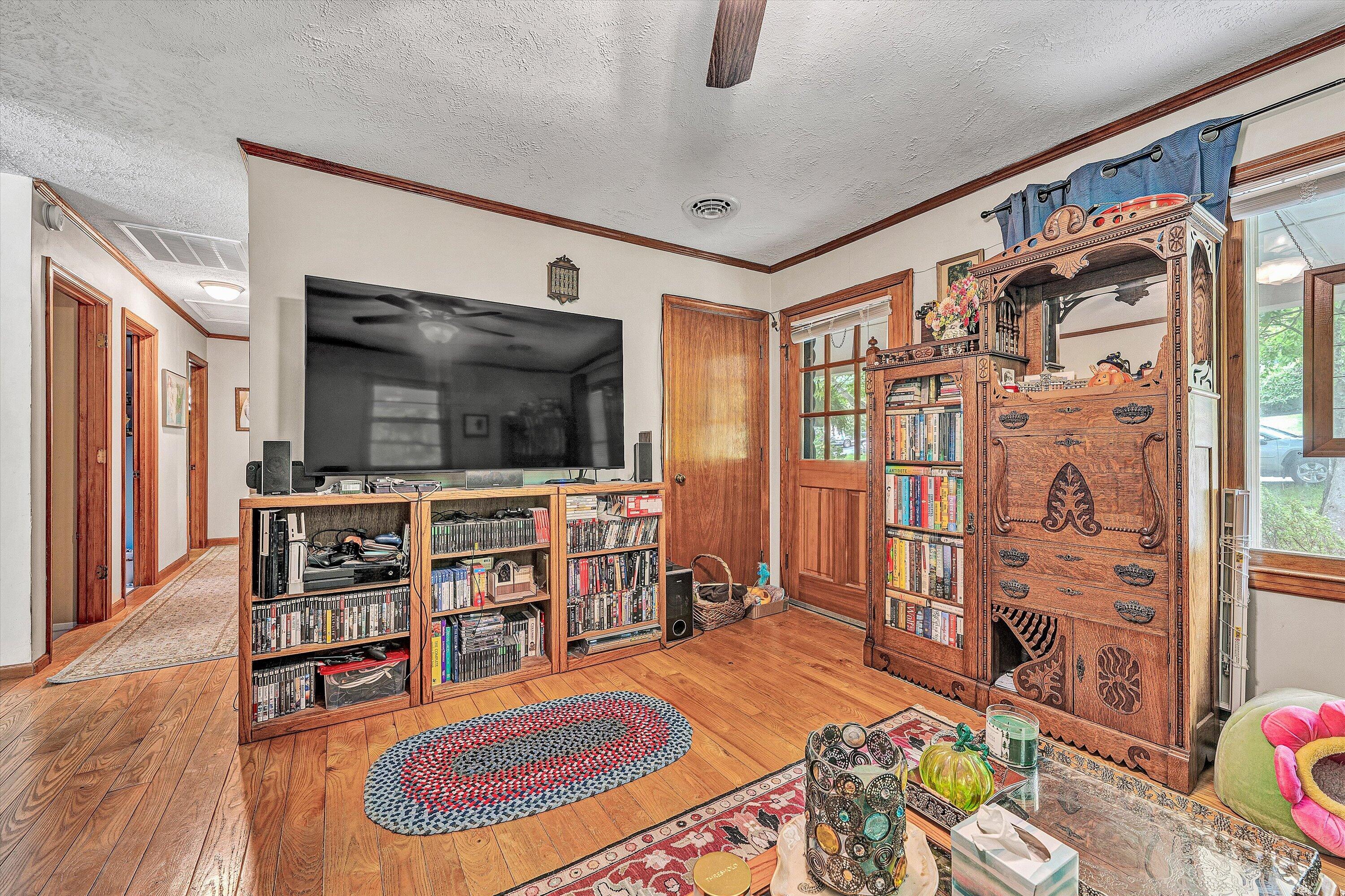 2671 Beulah LN