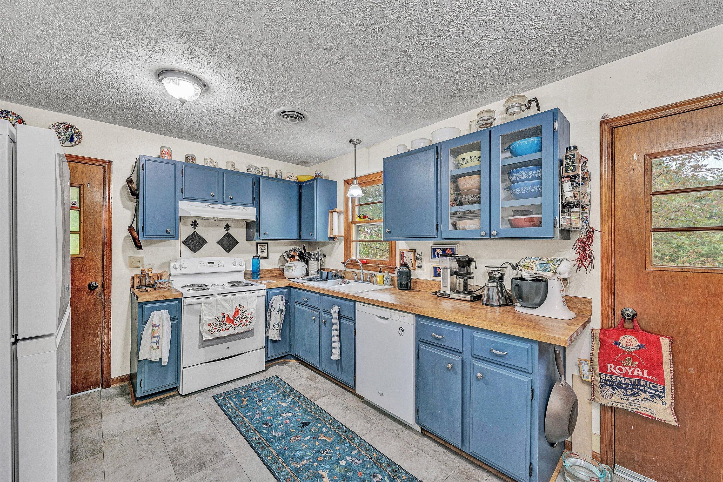 2671 Beulah LN