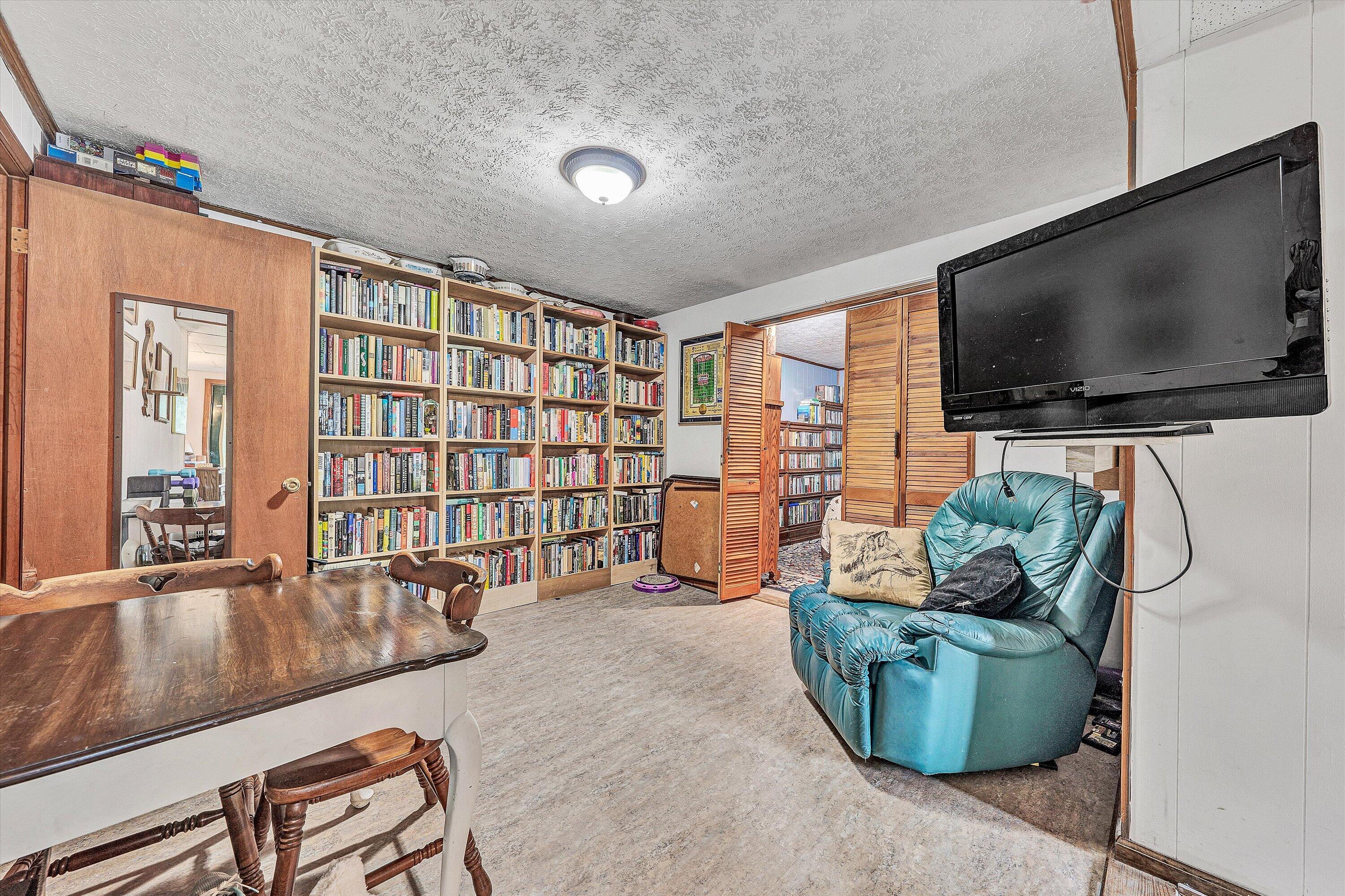 2671 Beulah LN