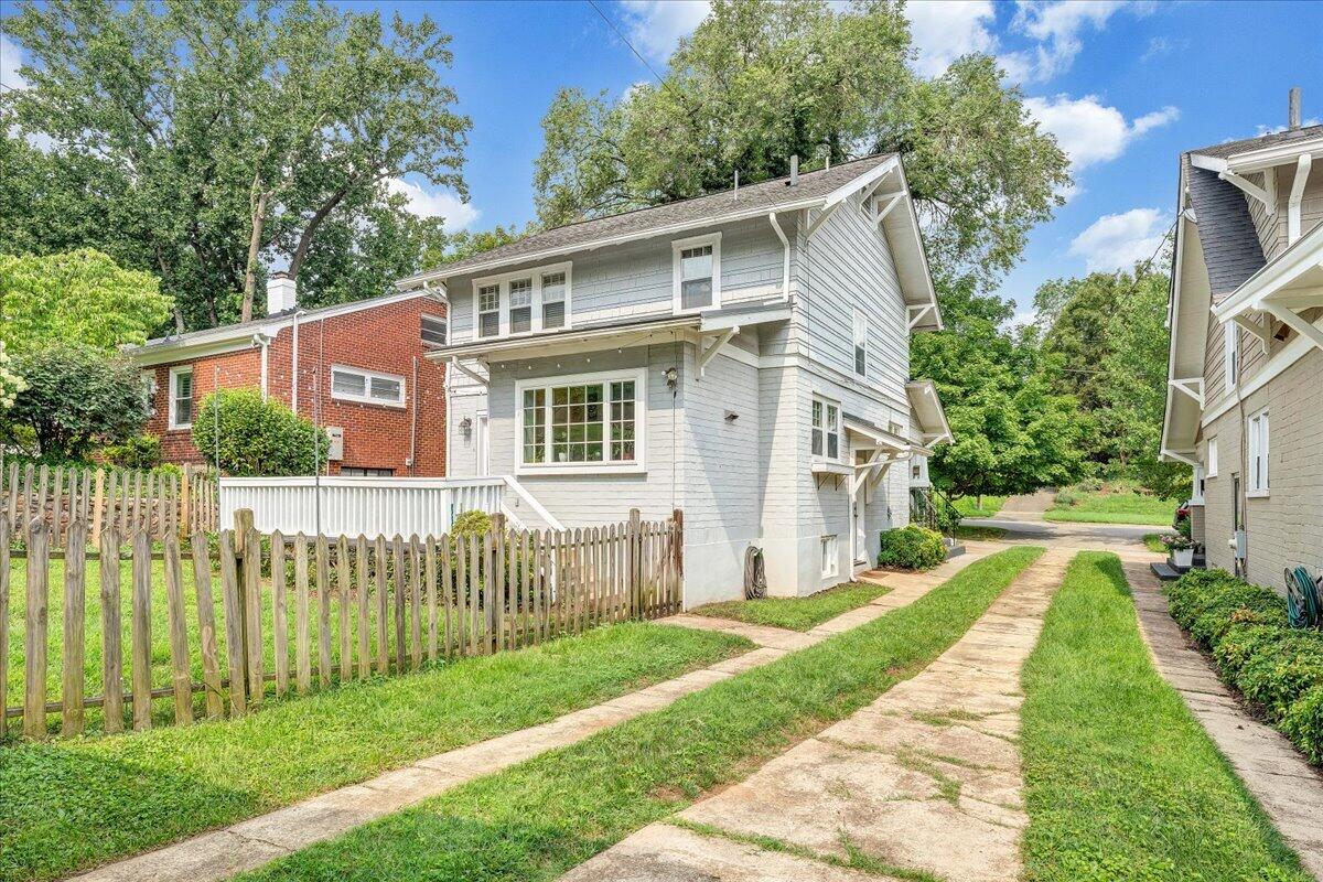 2726 Carolina AVE SW