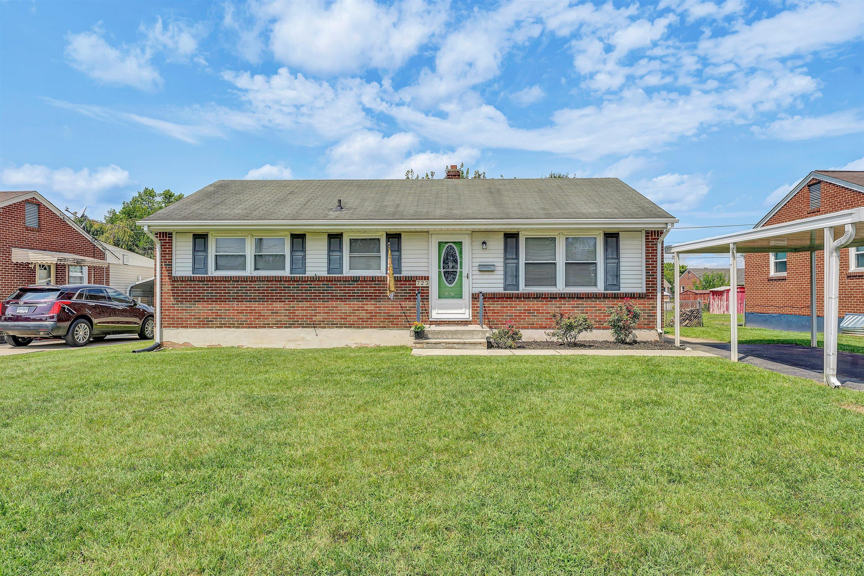 723 Fenwick DR