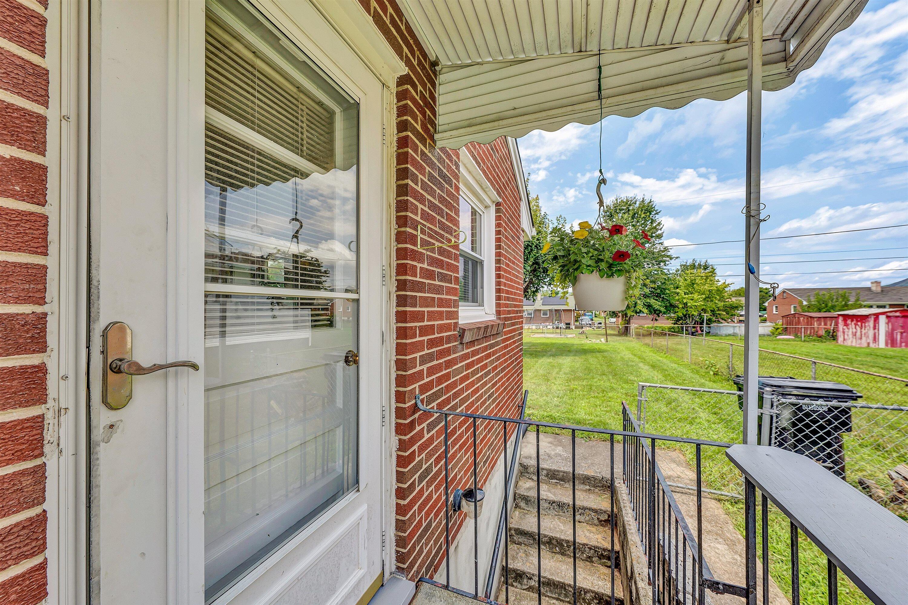 723 Fenwick DR