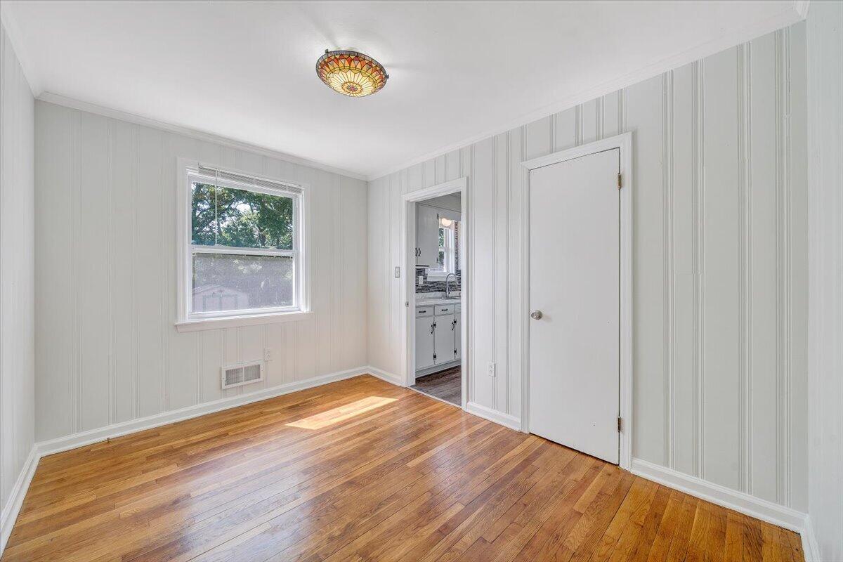 1302 22nd ST NW