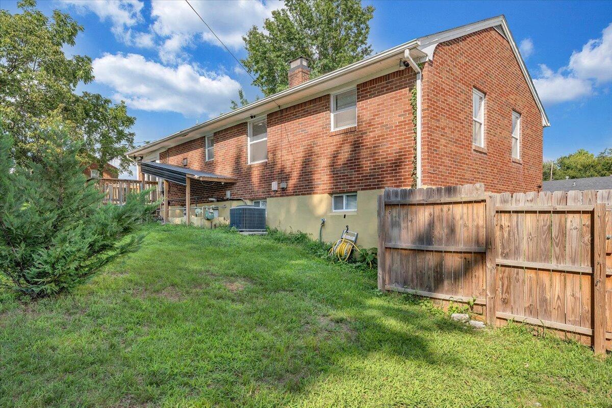 1302 22nd ST NW