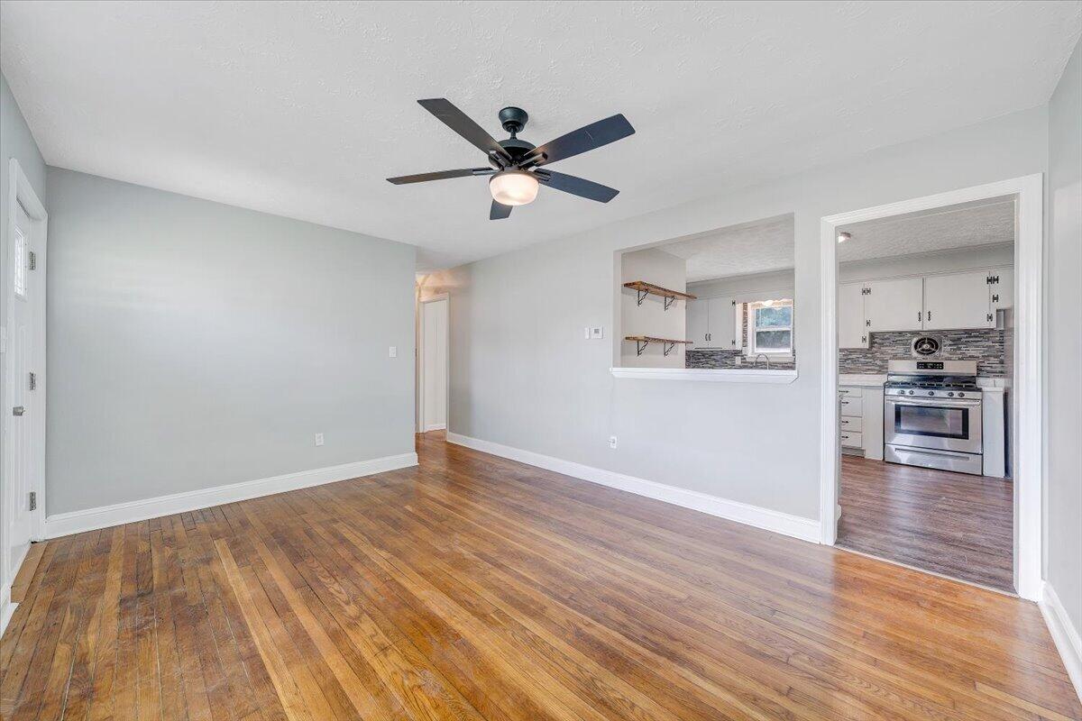 1302 22nd ST NW
