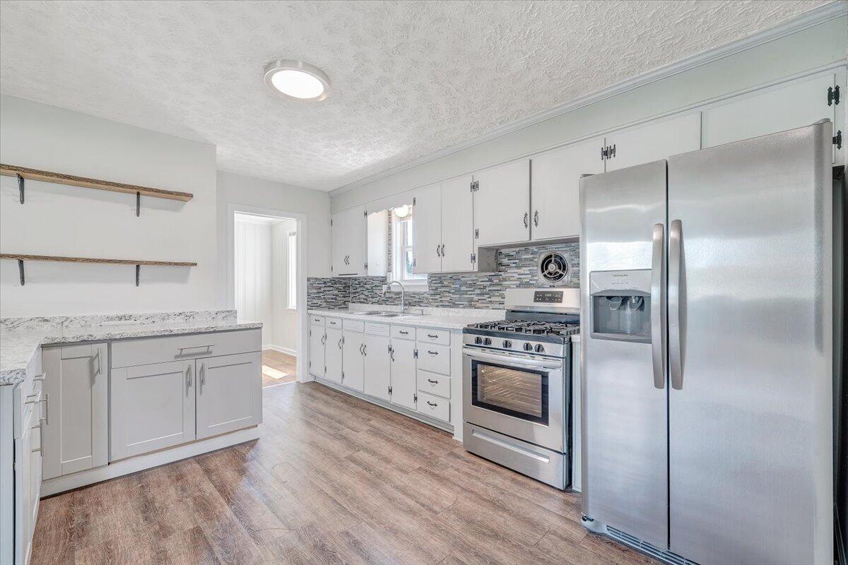 1302 22nd ST NW