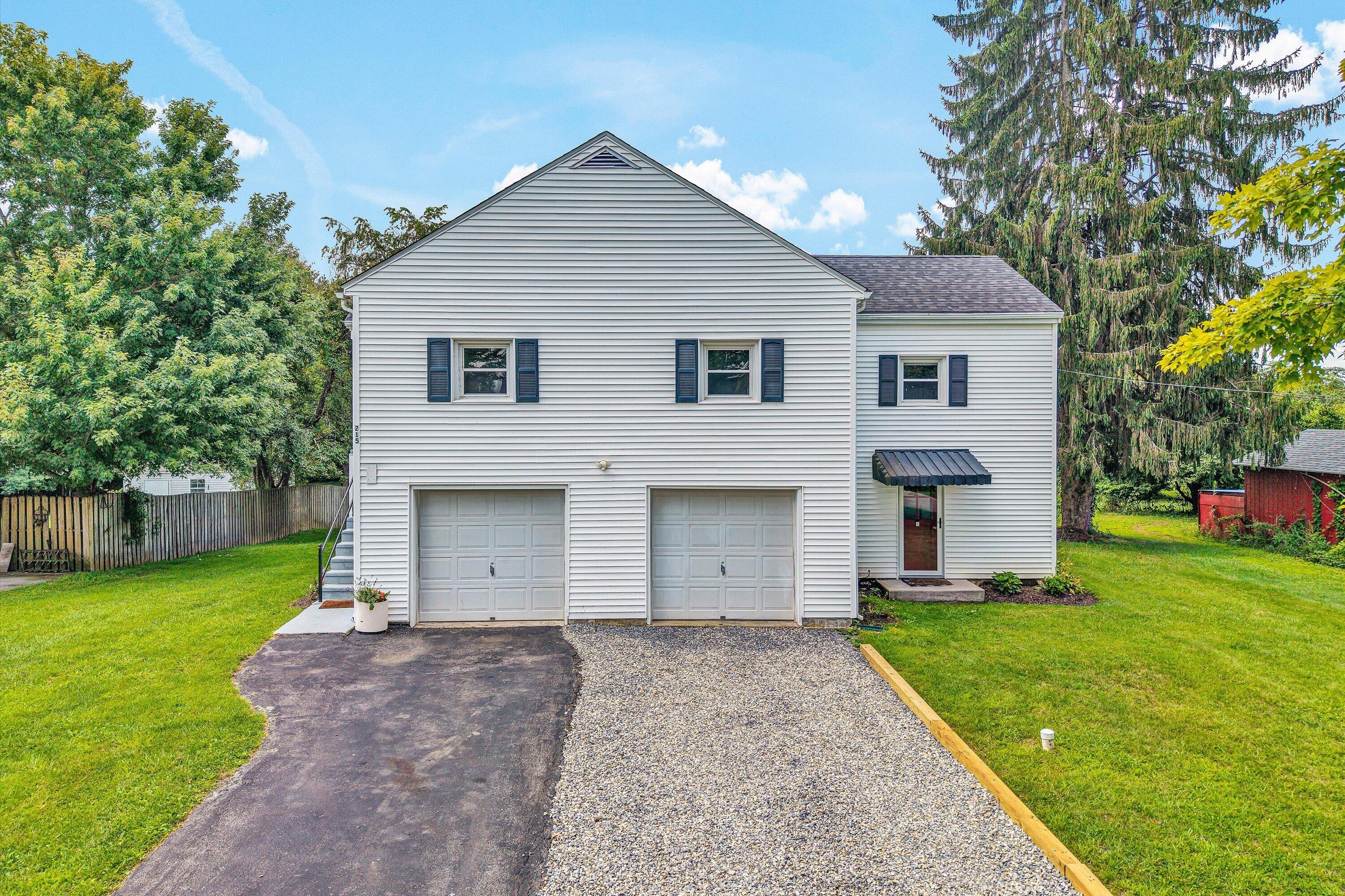 215 S Hill DR