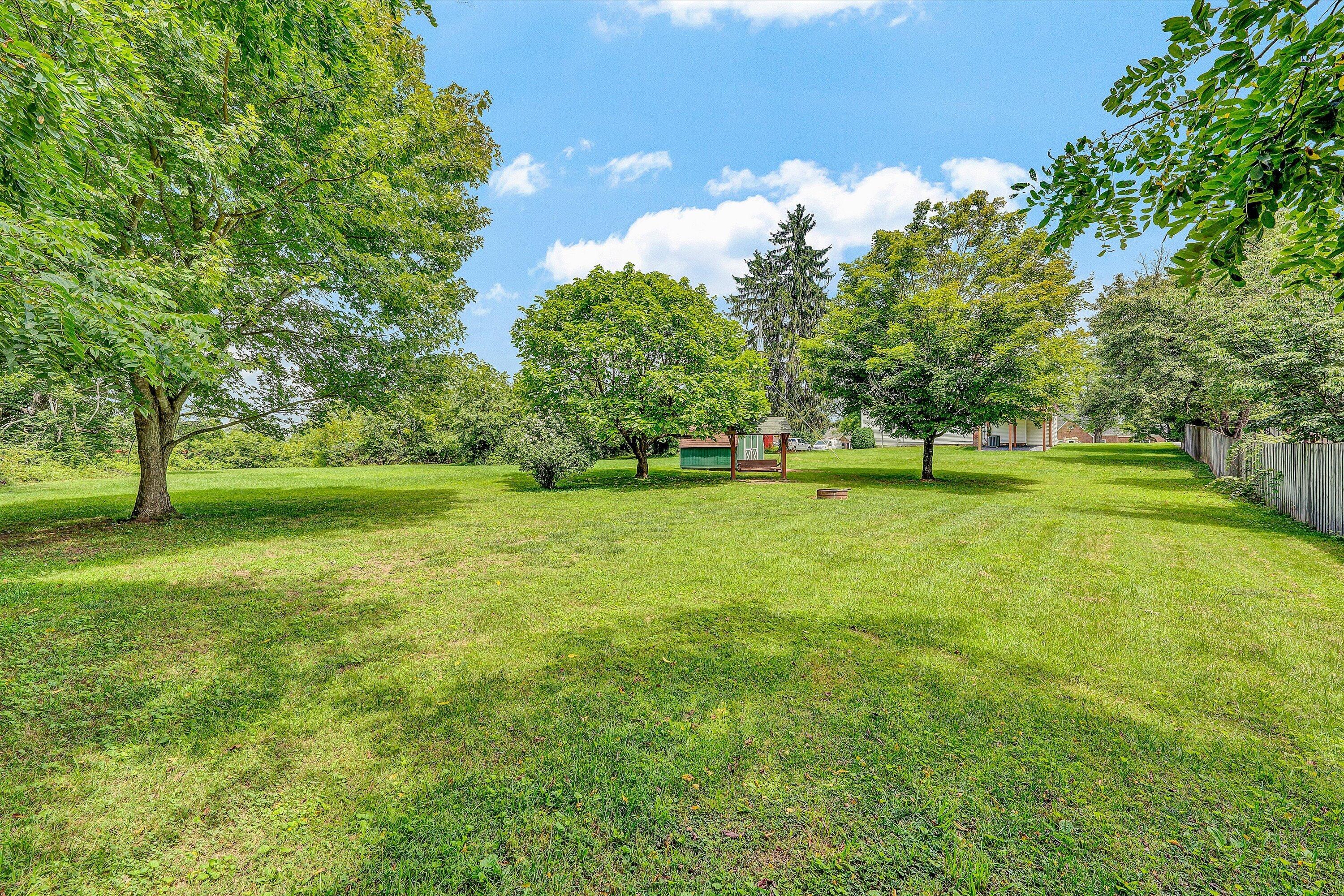 215 S Hill DR