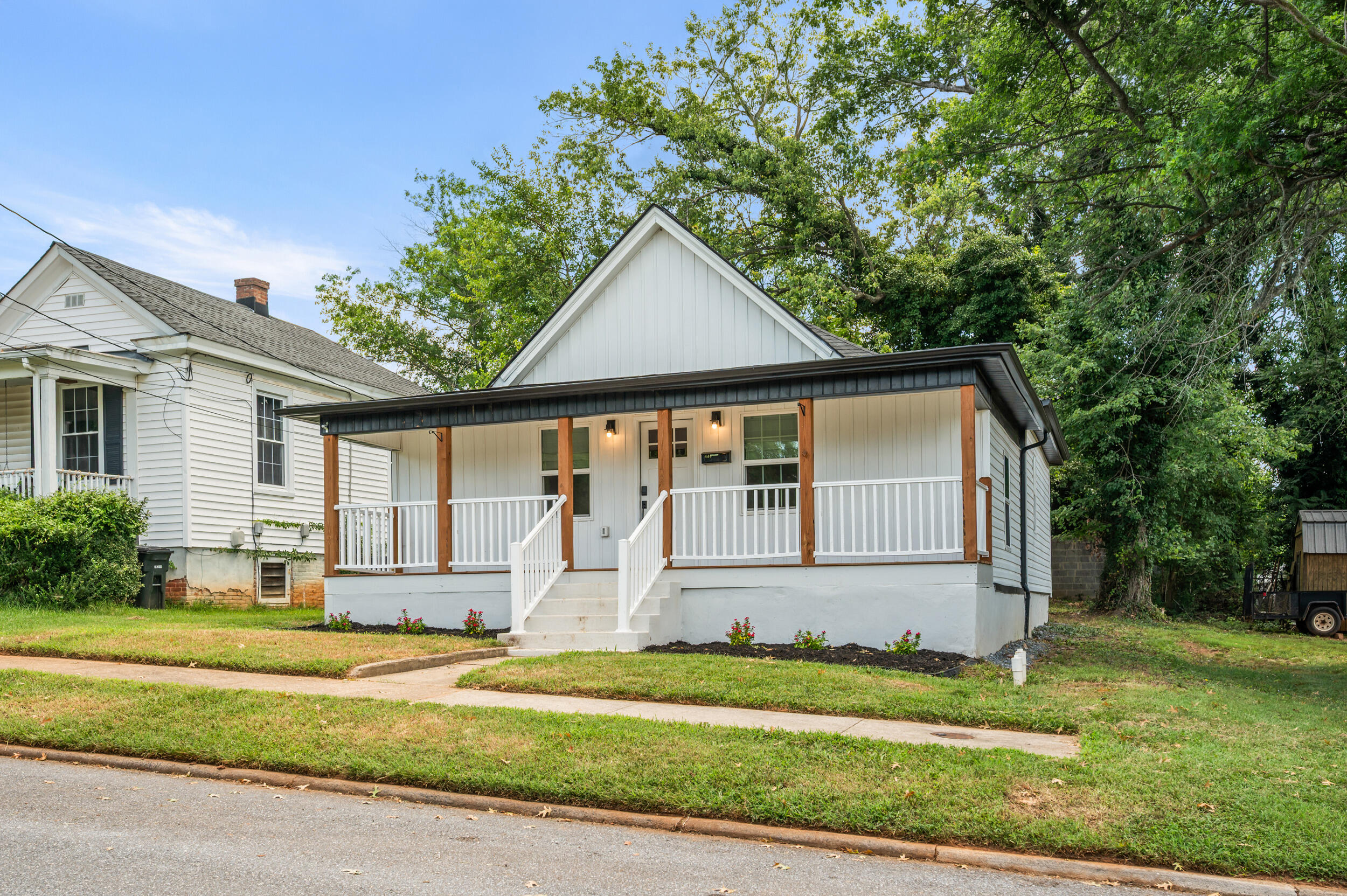 435 Stafford ST