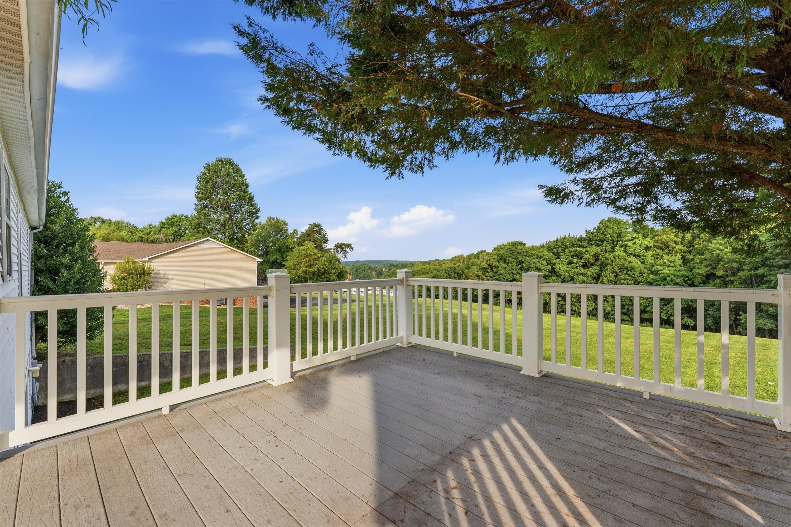 1147 Bluewater DR