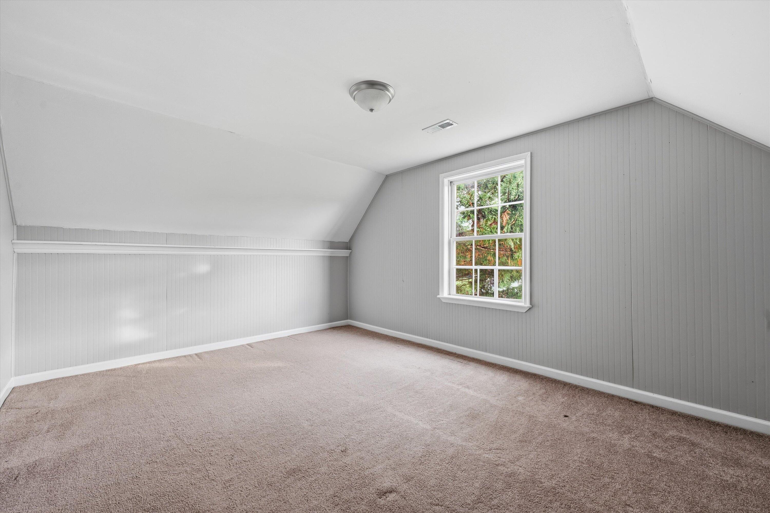 1147 Bluewater DR