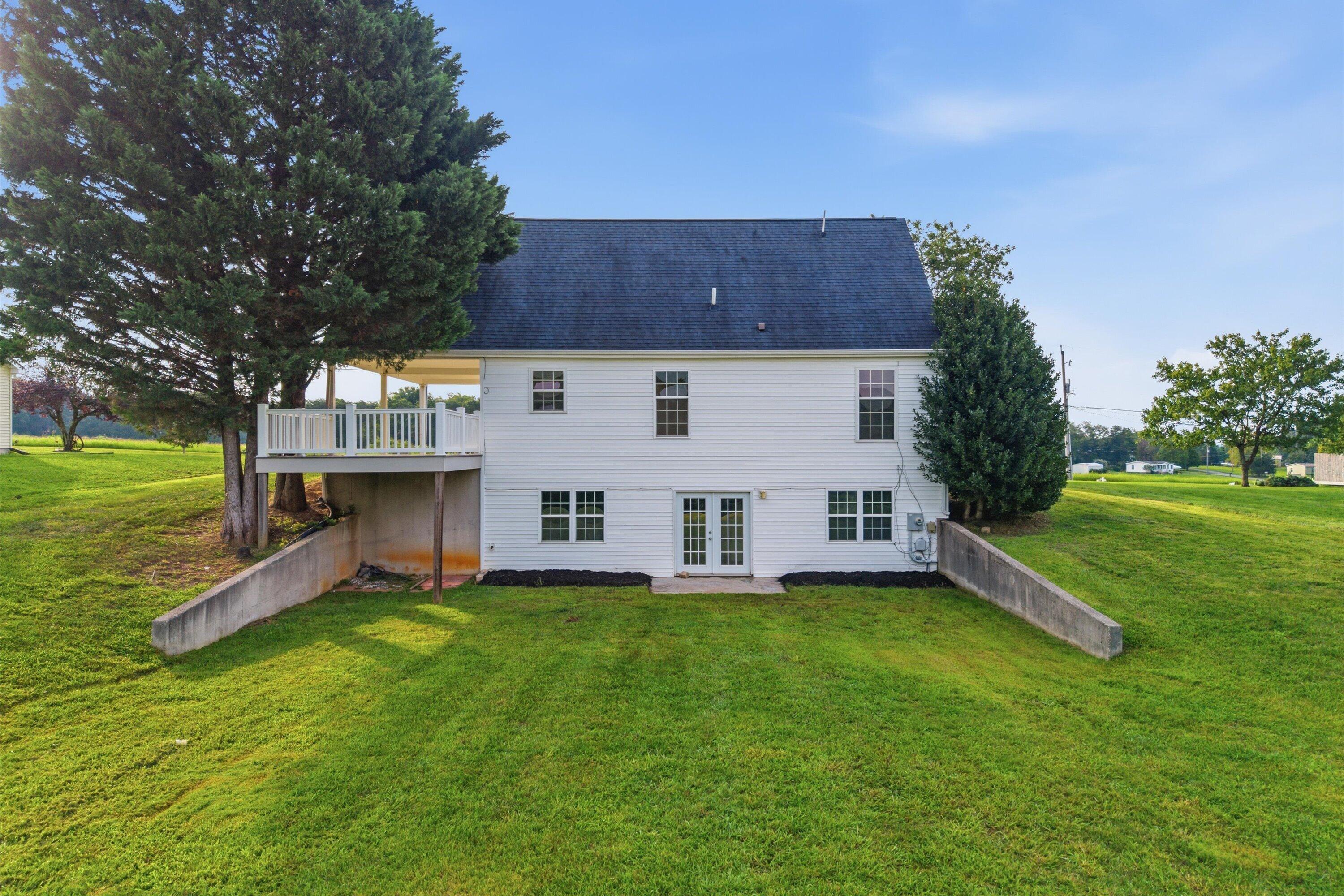 1147 Bluewater DR