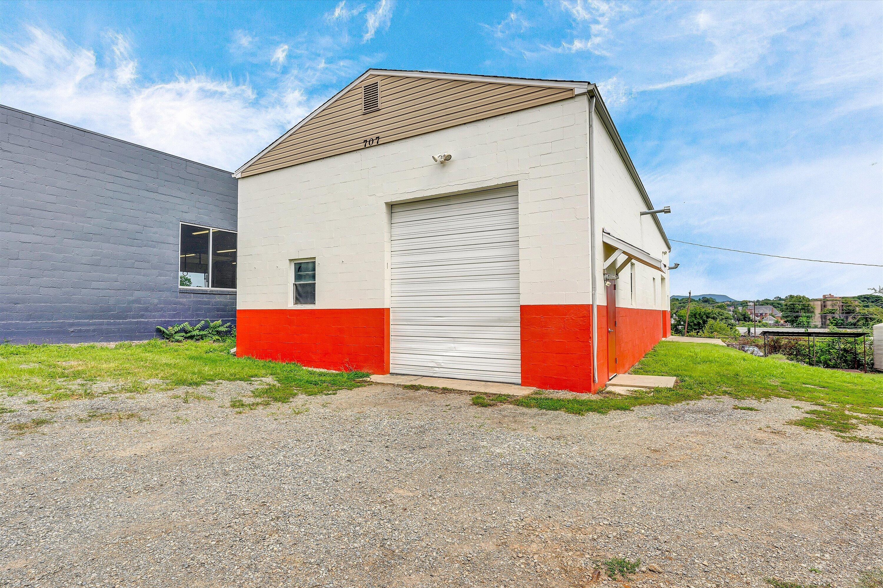 701-707 Salem AVE SW