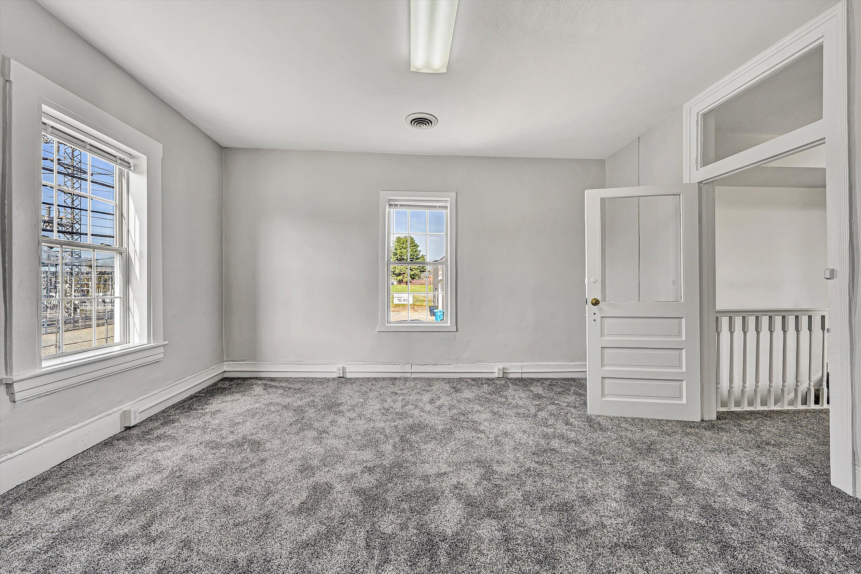 701-707 Salem AVE SW