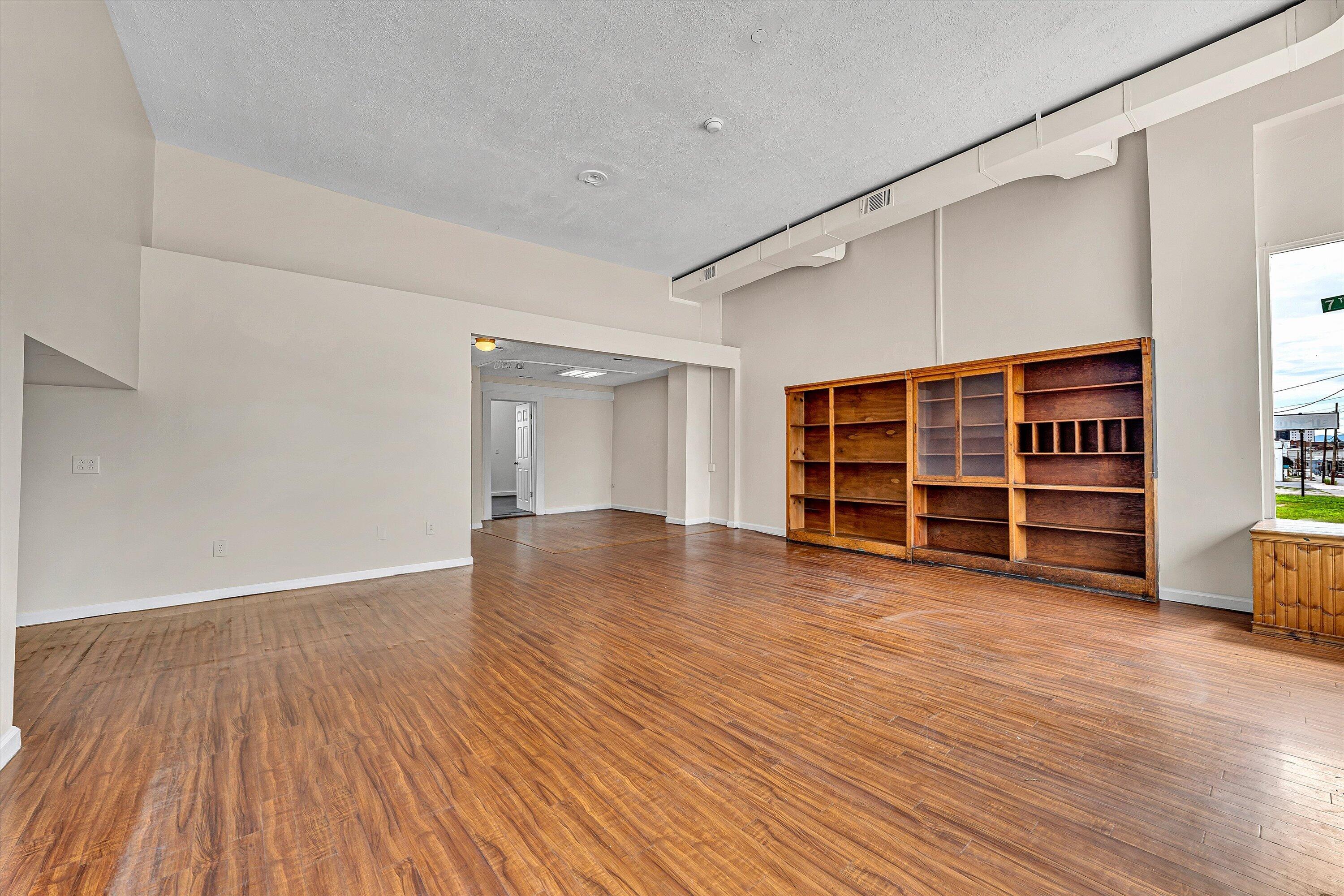 701-707 Salem AVE SW