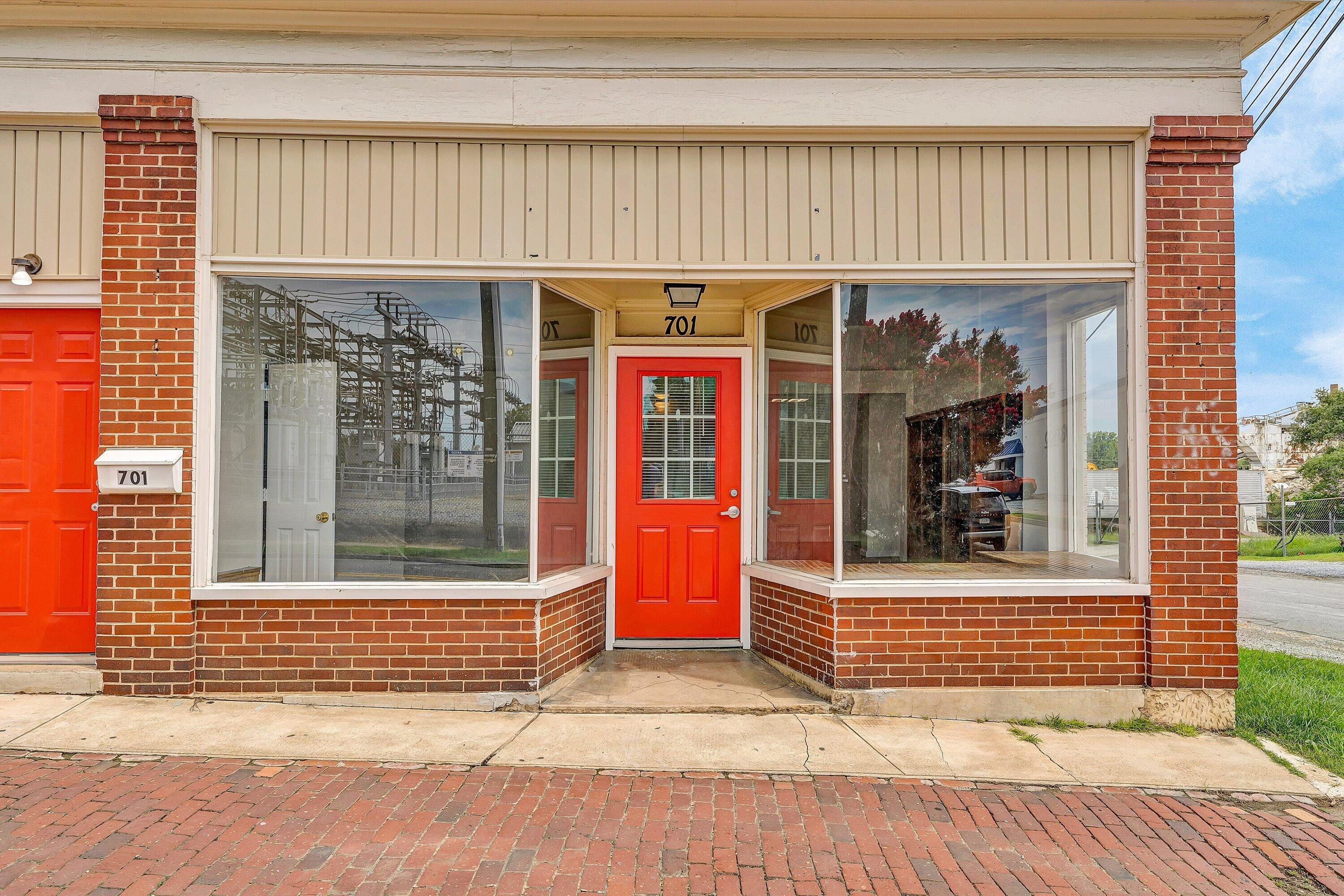 701-707 Salem AVE SW