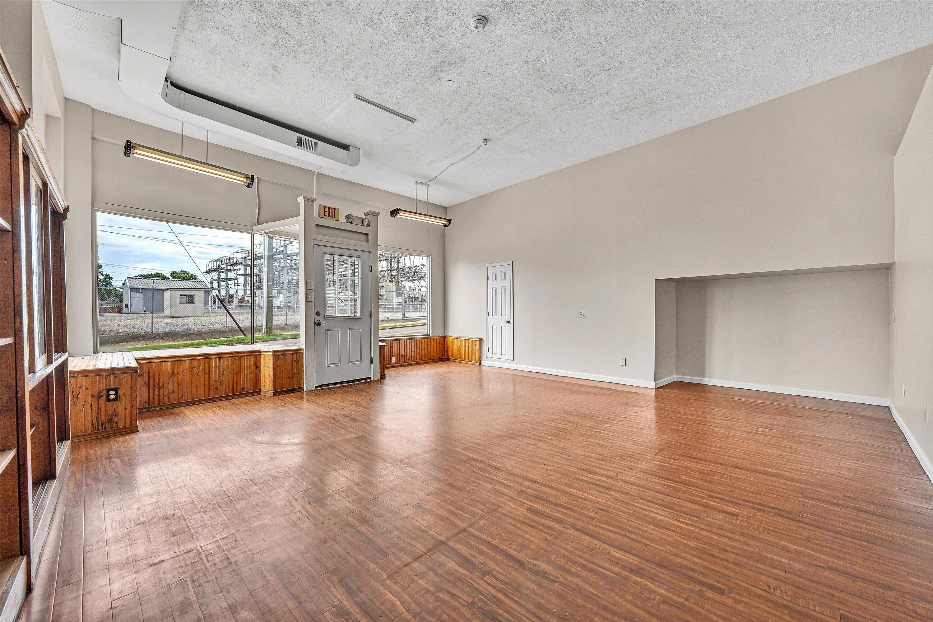 701-707 Salem AVE SW