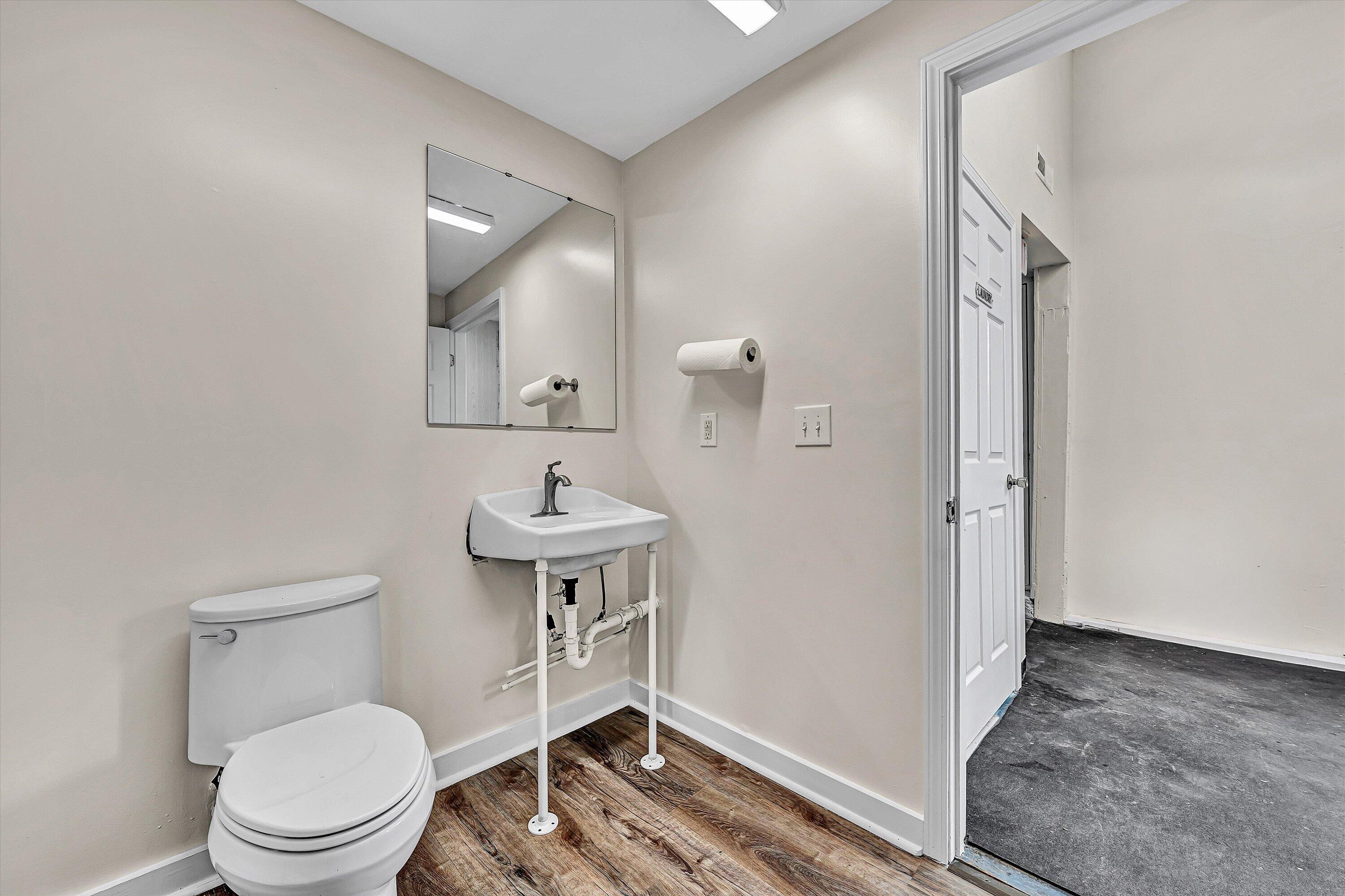 701-707 Salem AVE SW