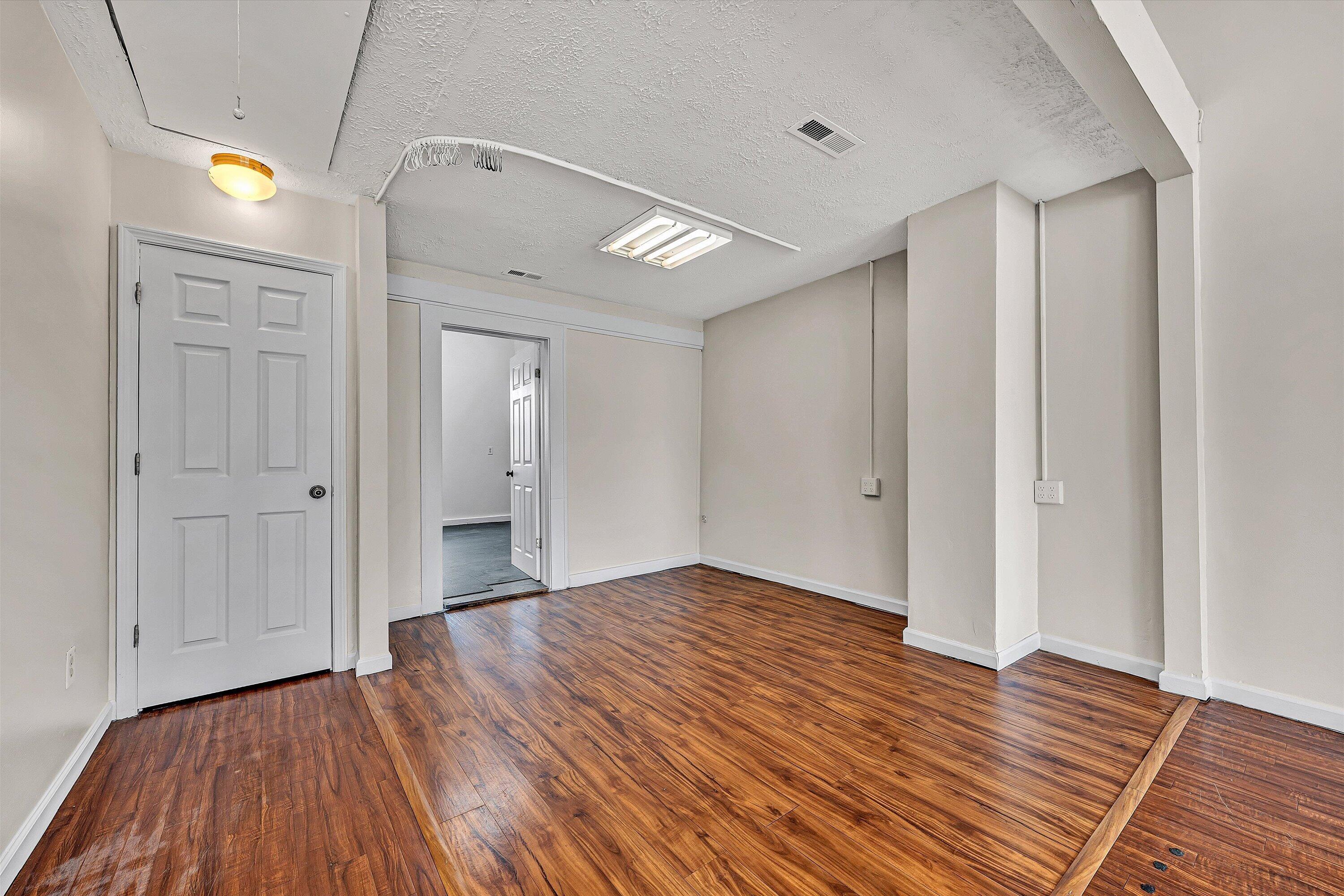 701-707 Salem AVE SW