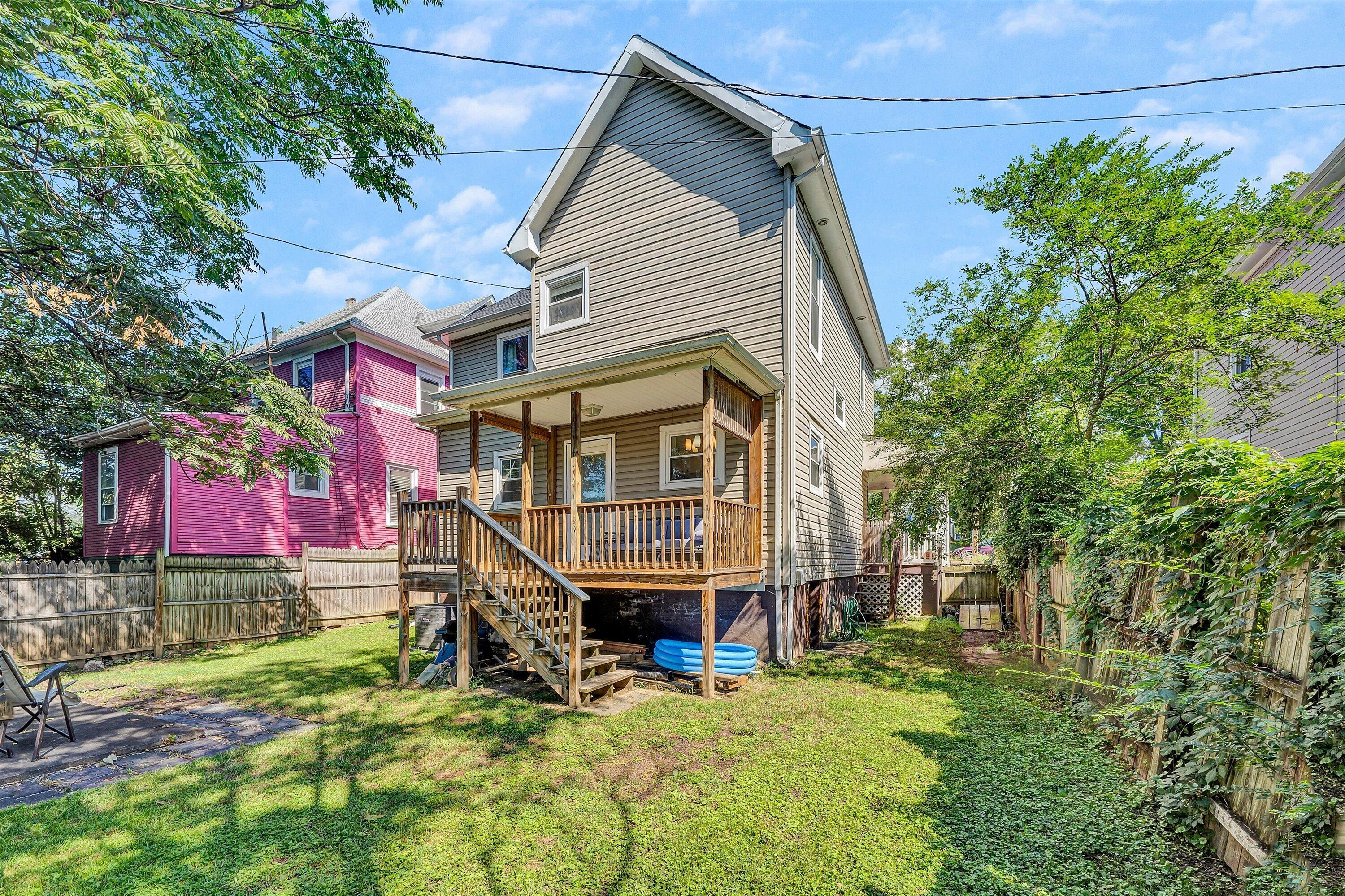 1210 Chapman AVE SW