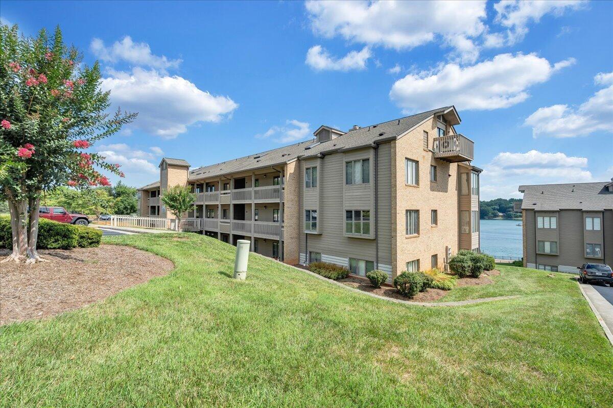 845 Gangplank RD 205