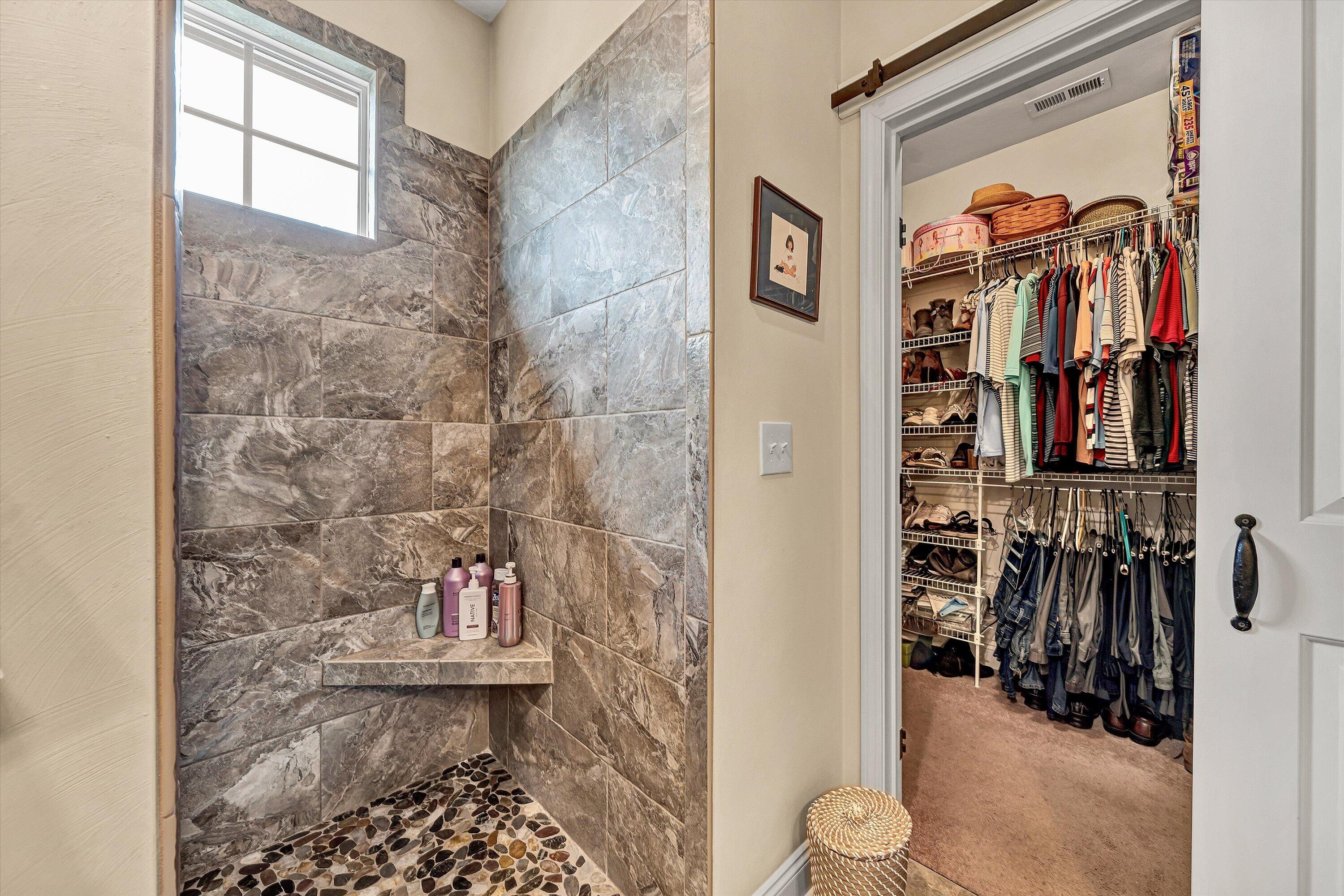 475 Deer Run CIR