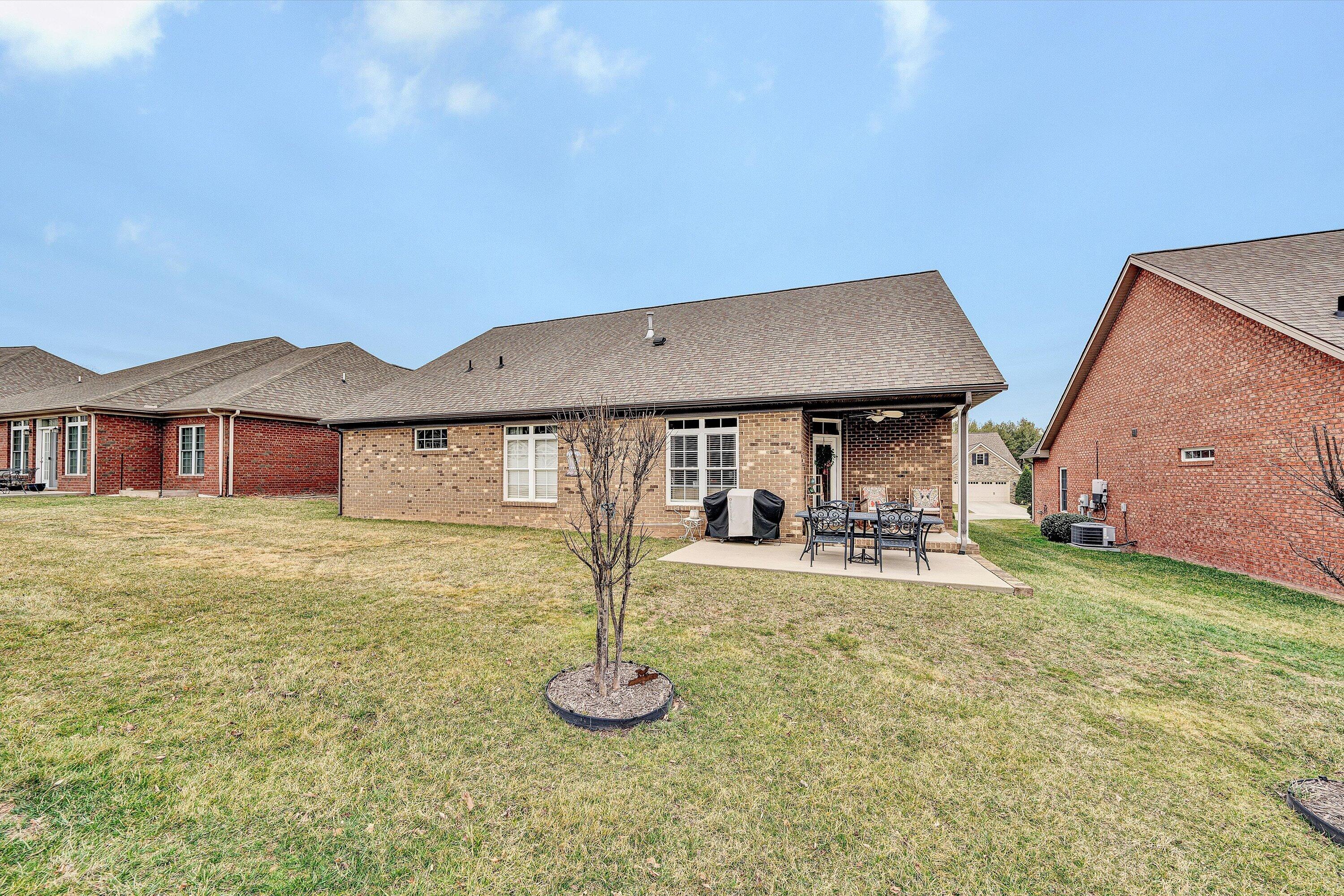475 Deer Run CIR