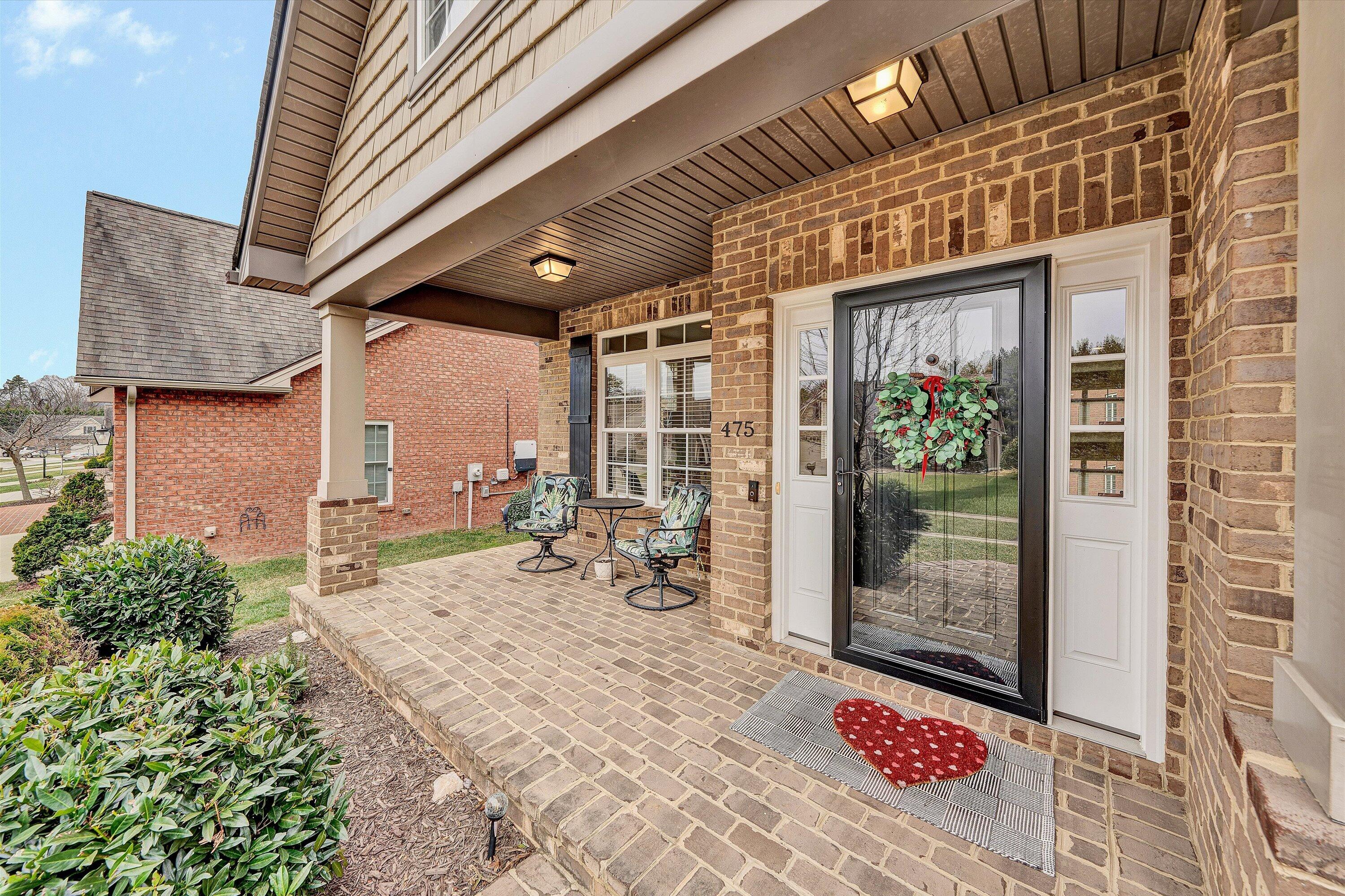 475 Deer Run CIR