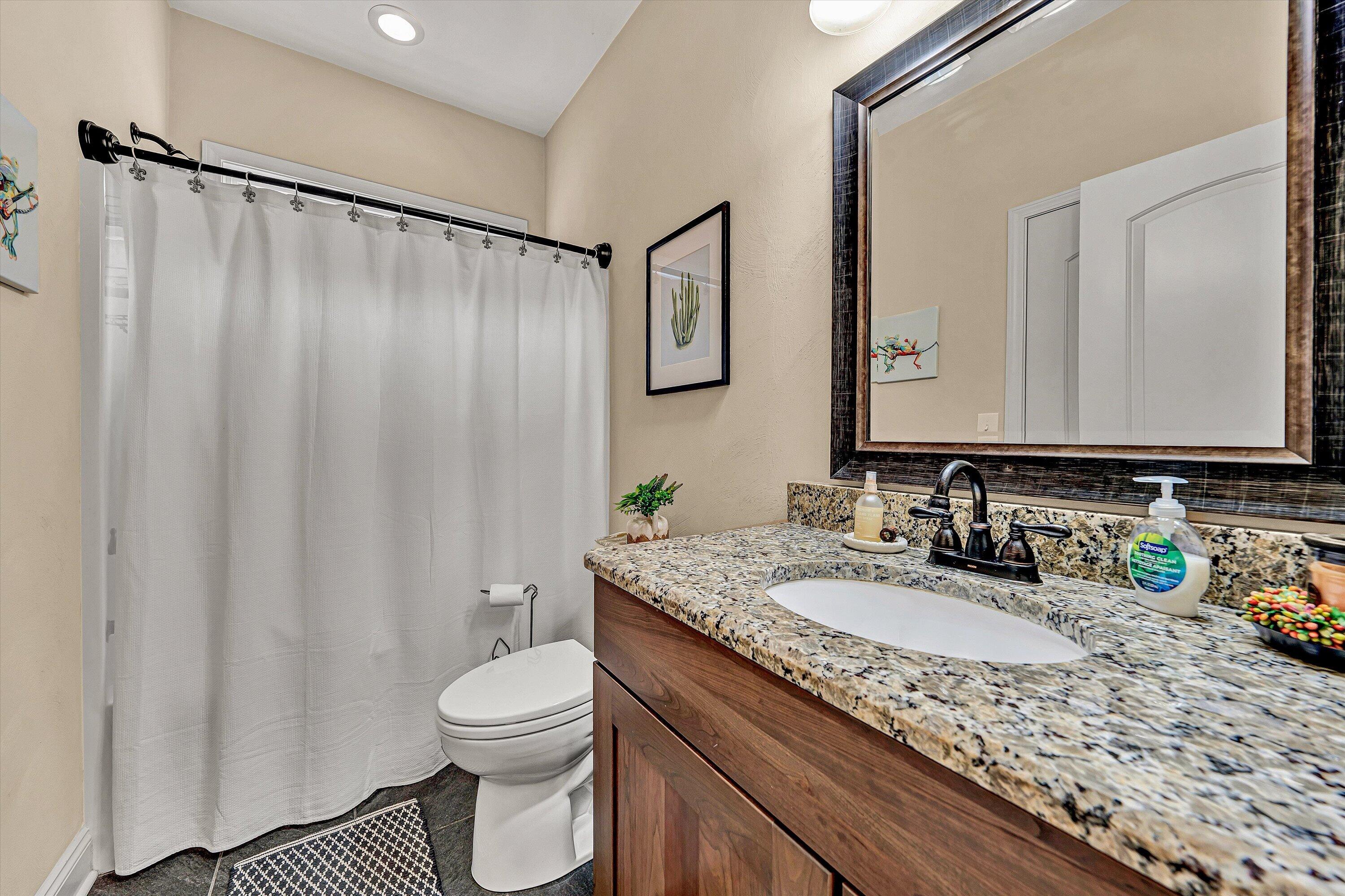 475 Deer Run CIR