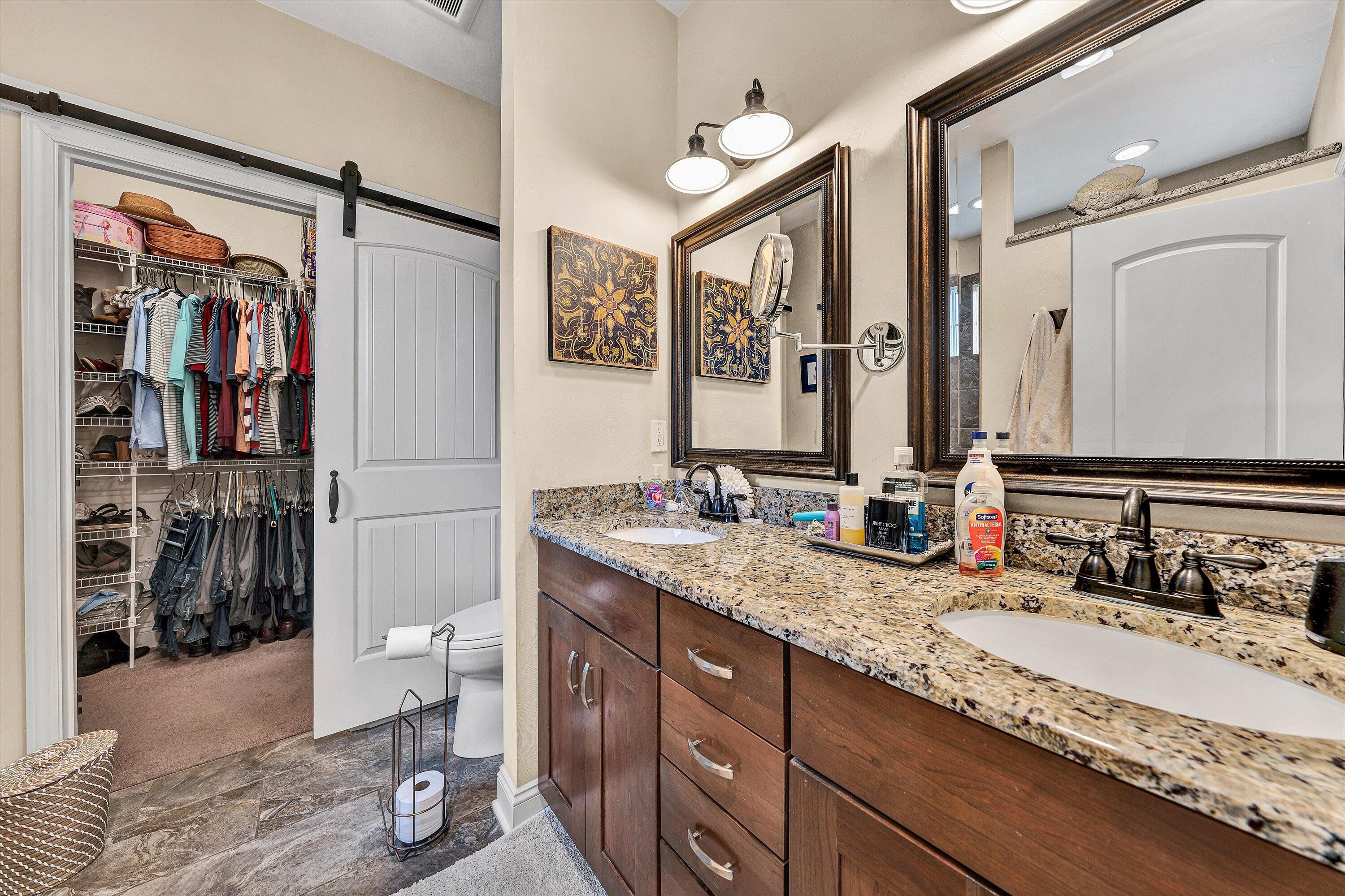 475 Deer Run CIR