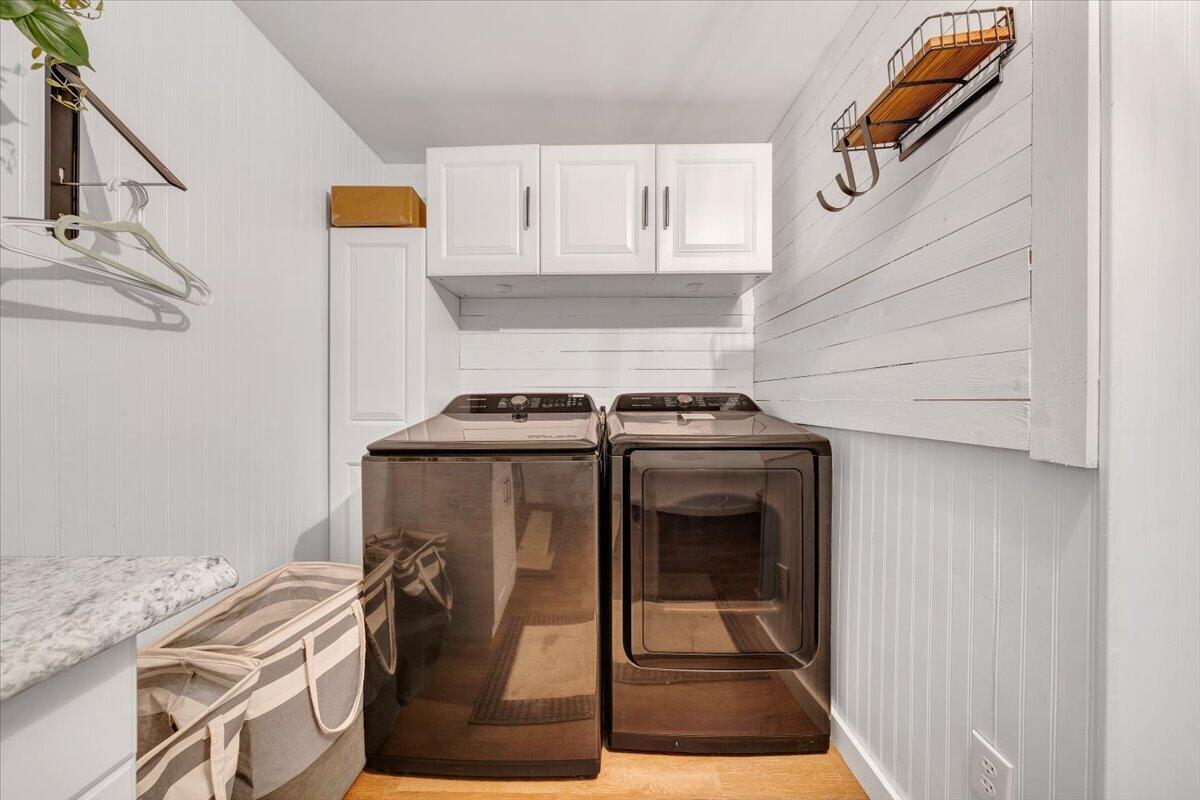 351 Meadow Branch RD