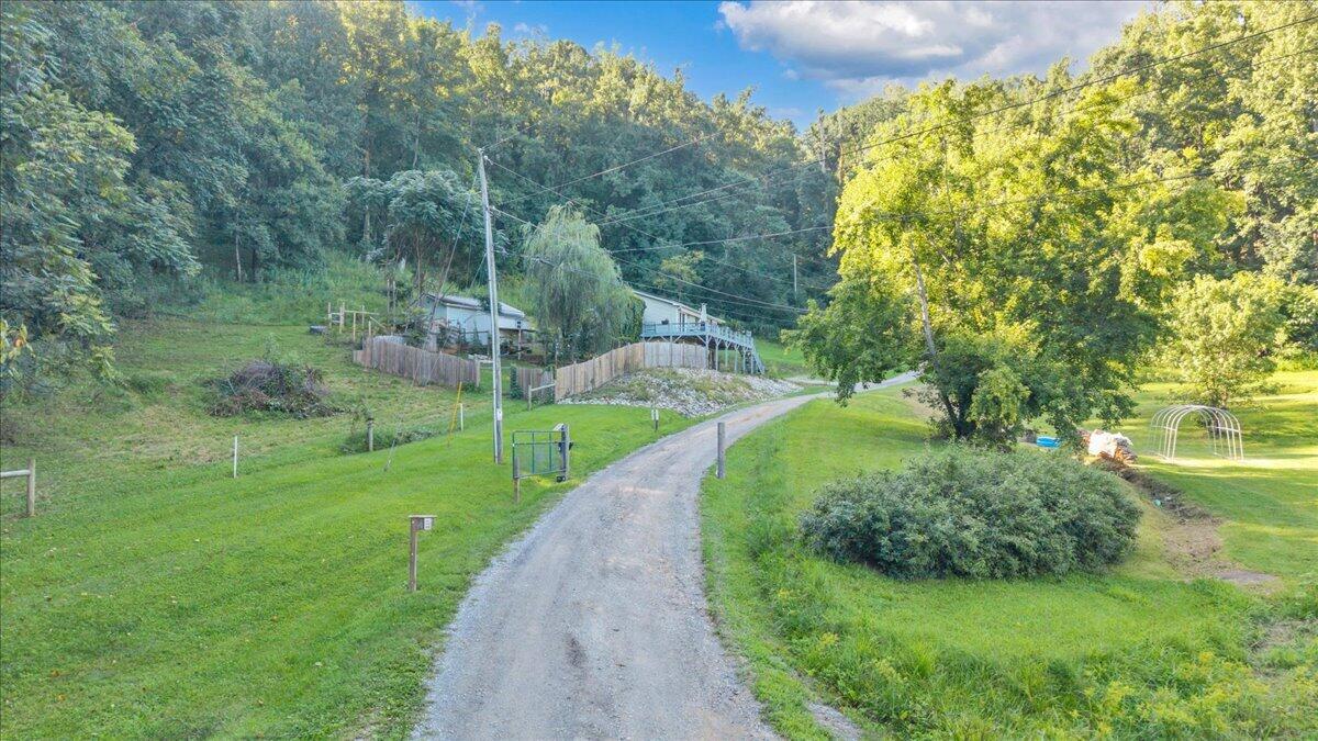 351 Meadow Branch RD