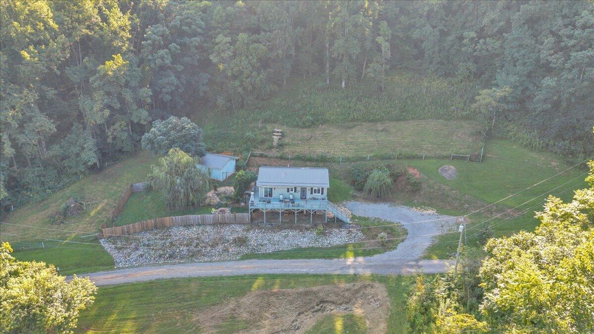 351 Meadow Branch RD