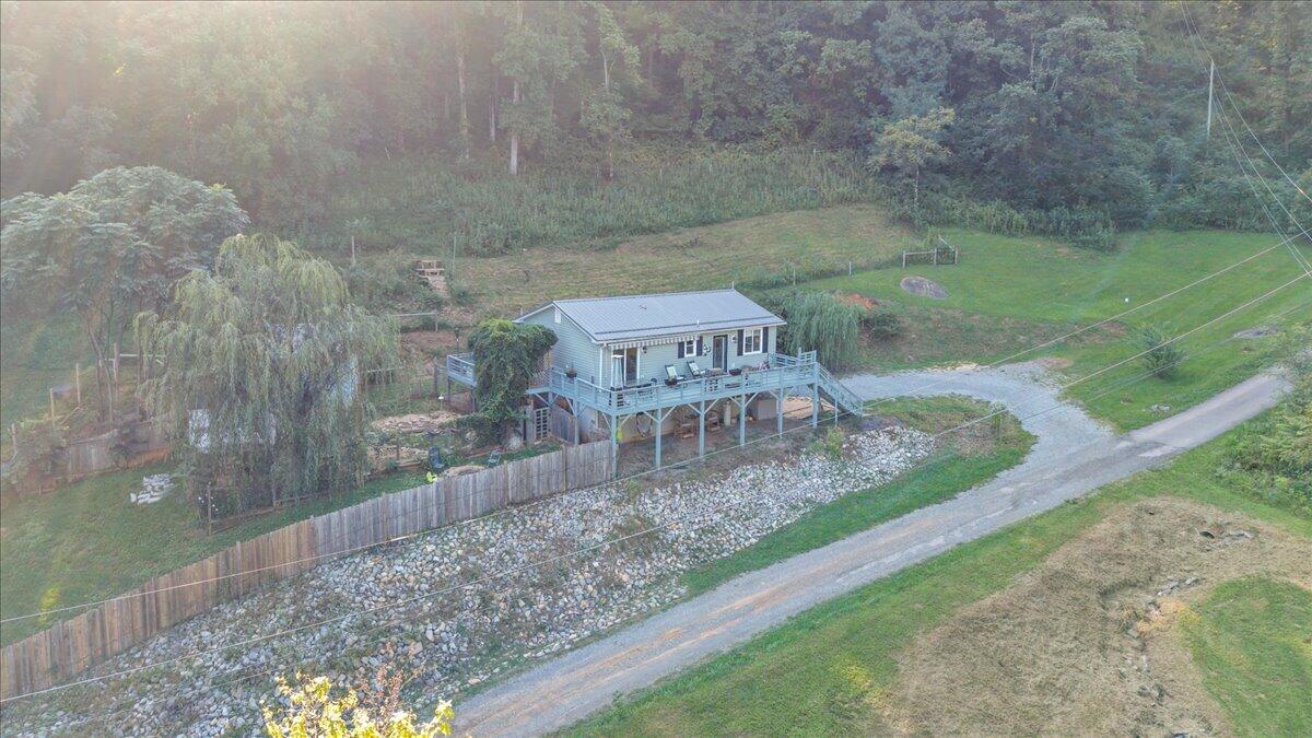 351 Meadow Branch RD